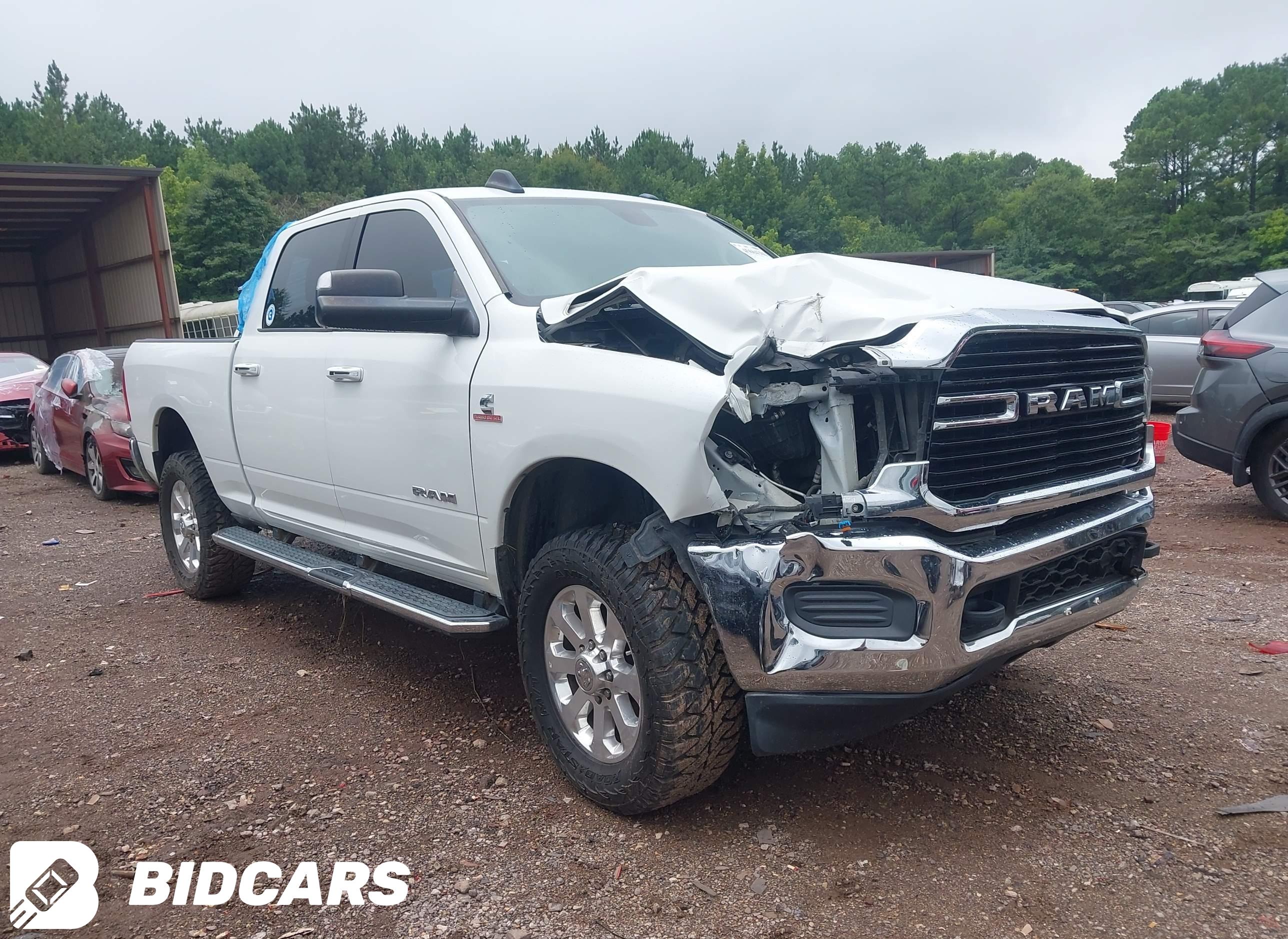2019 RAM 2500, Big Horn  4X4...