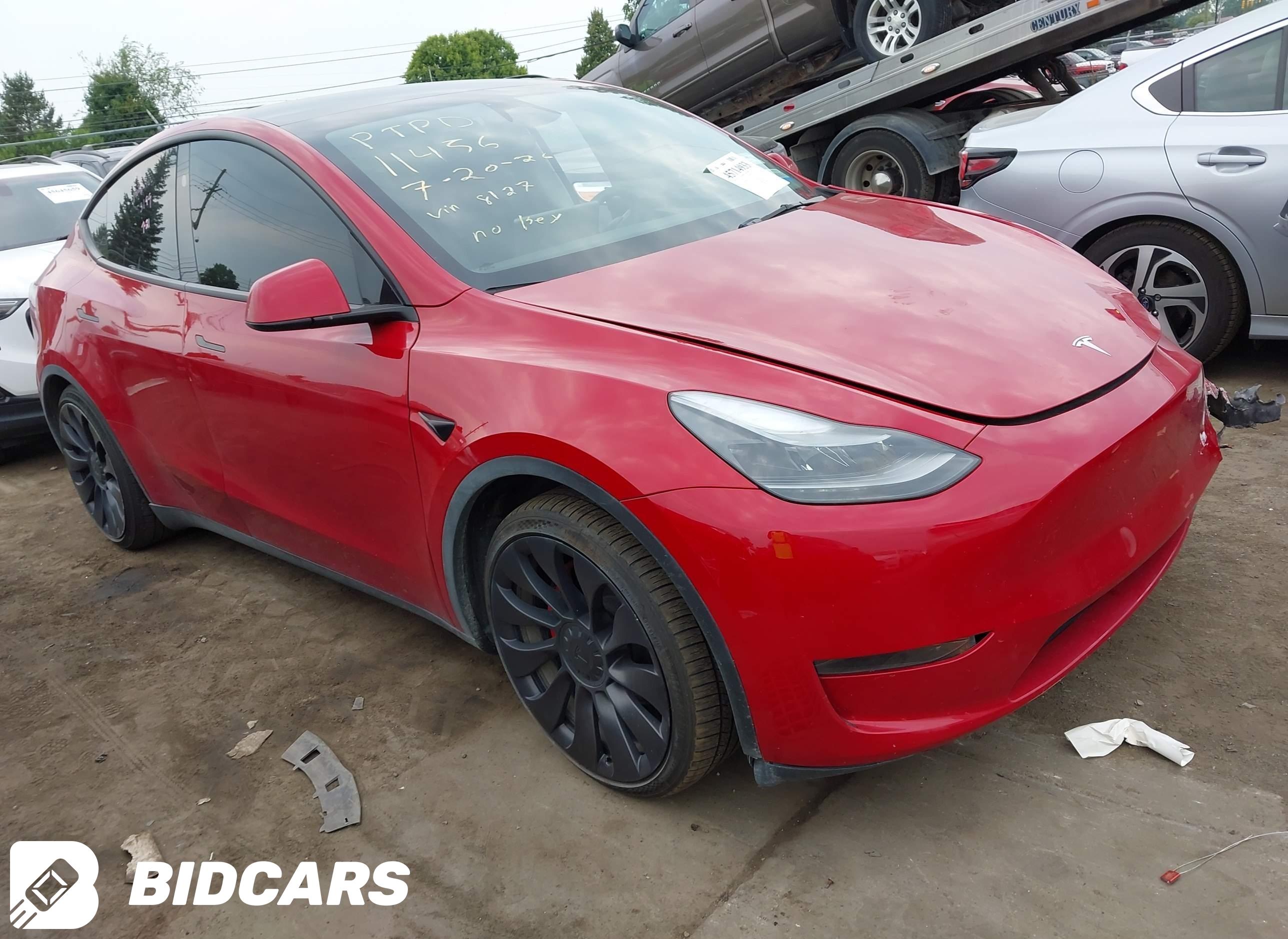 2023 Tesla Model Y, Performan...