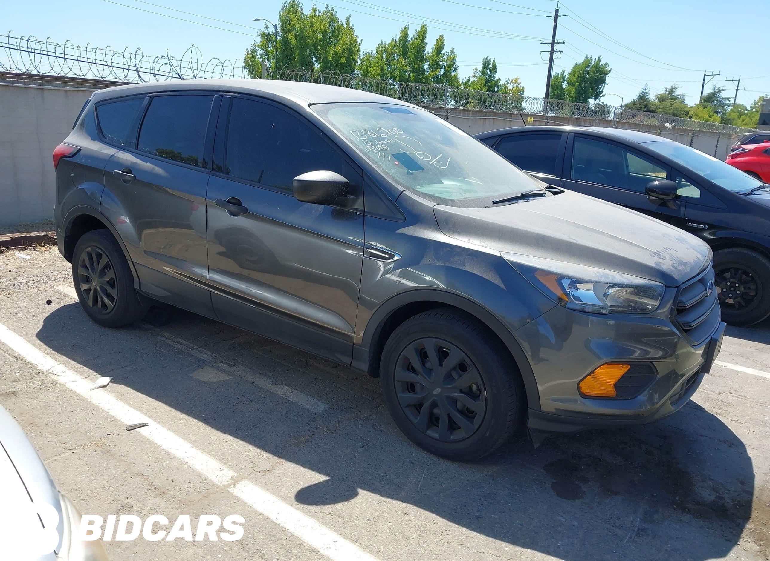 2019 Ford Escape, S