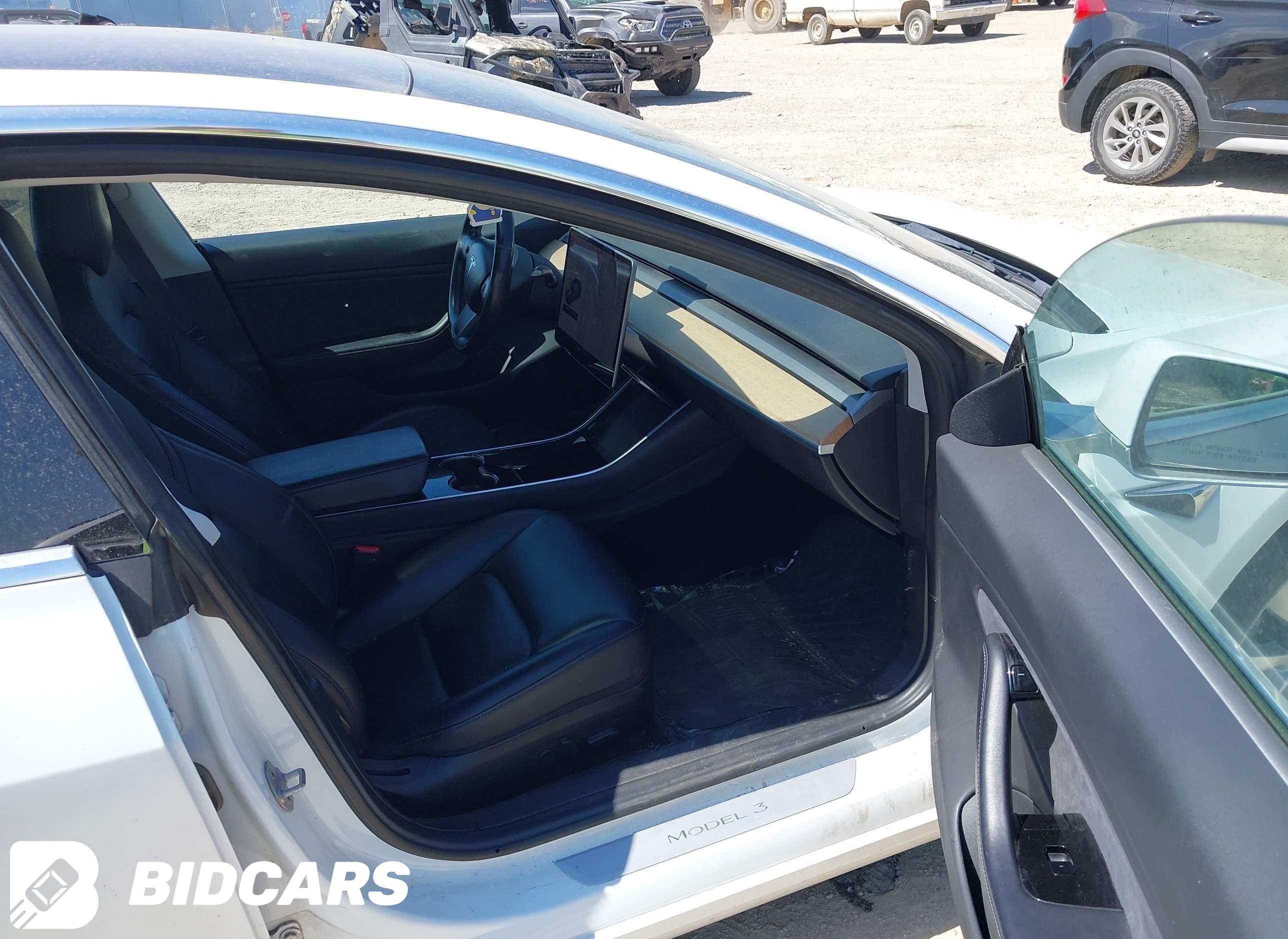2018 Tesla Model 3, Long Rang...