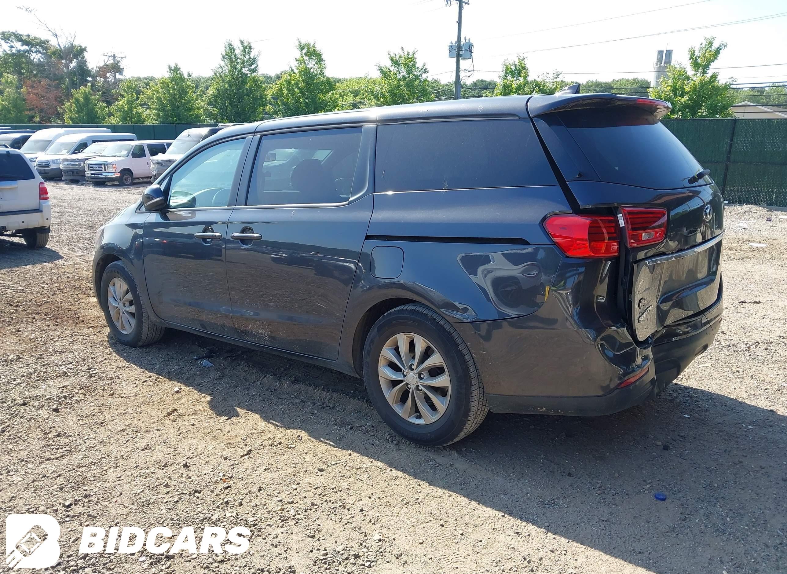 2020 KIA Sedona, LX