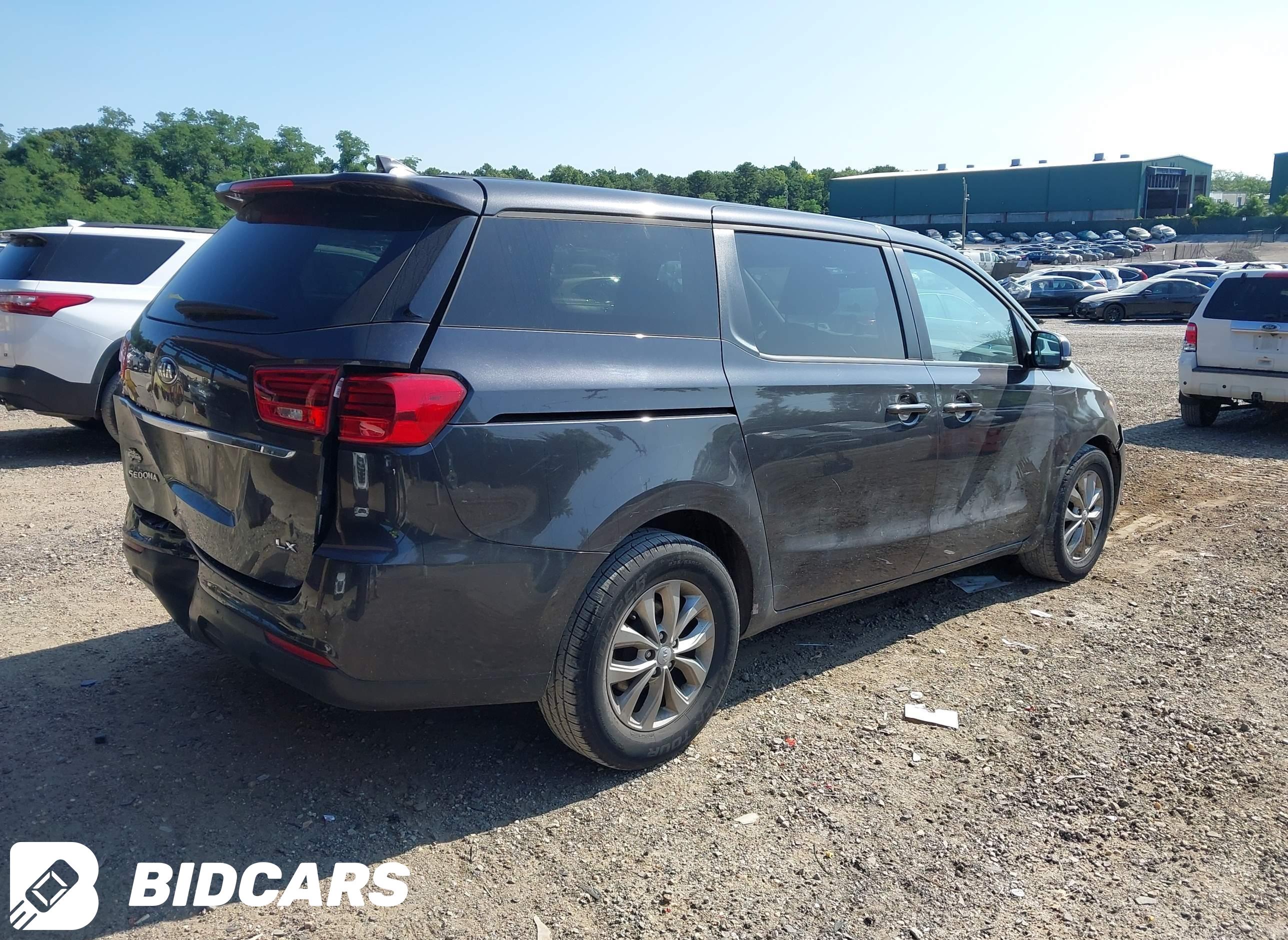 2020 KIA Sedona, LX