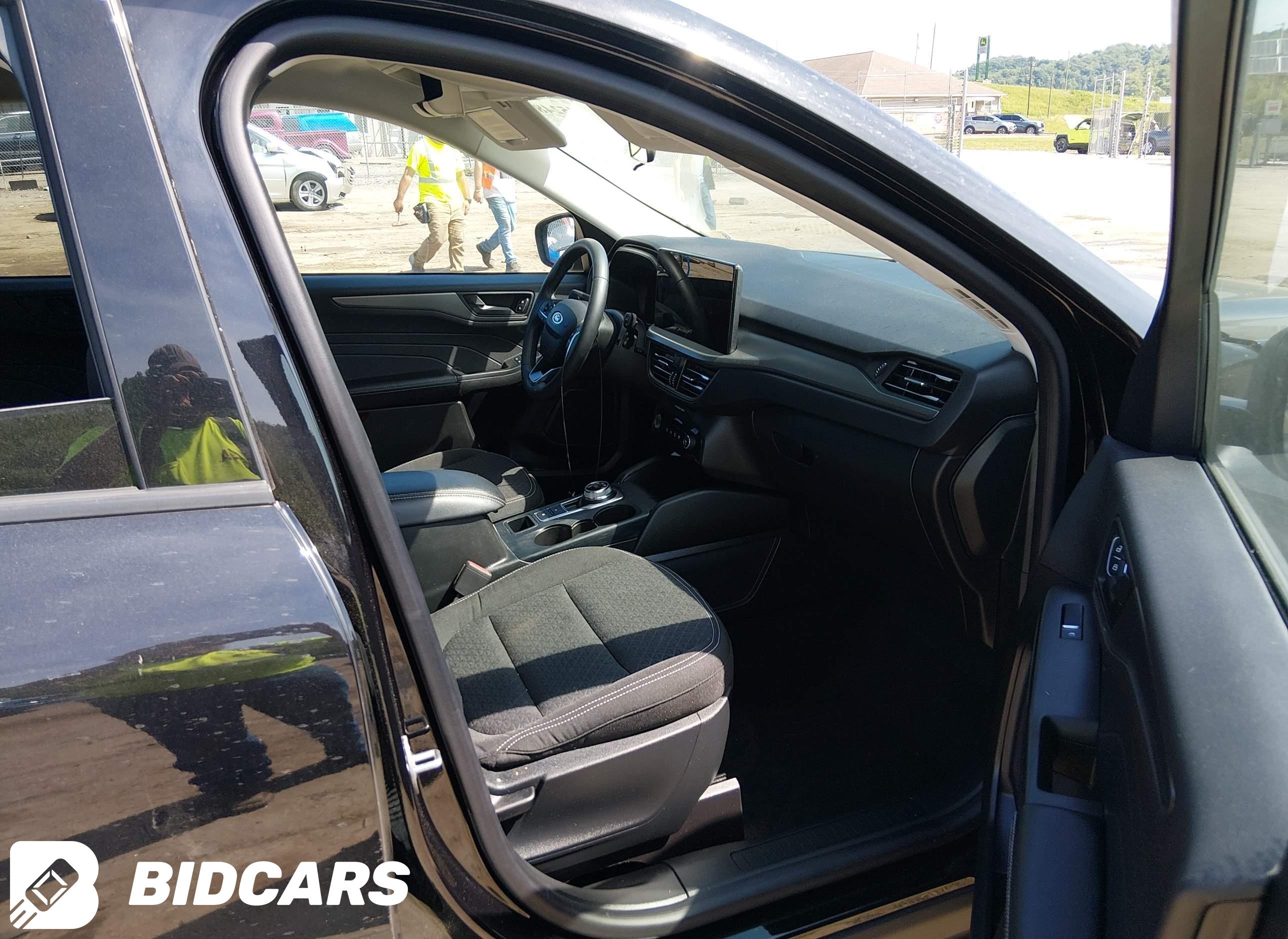 2024 Ford Escape, Active
