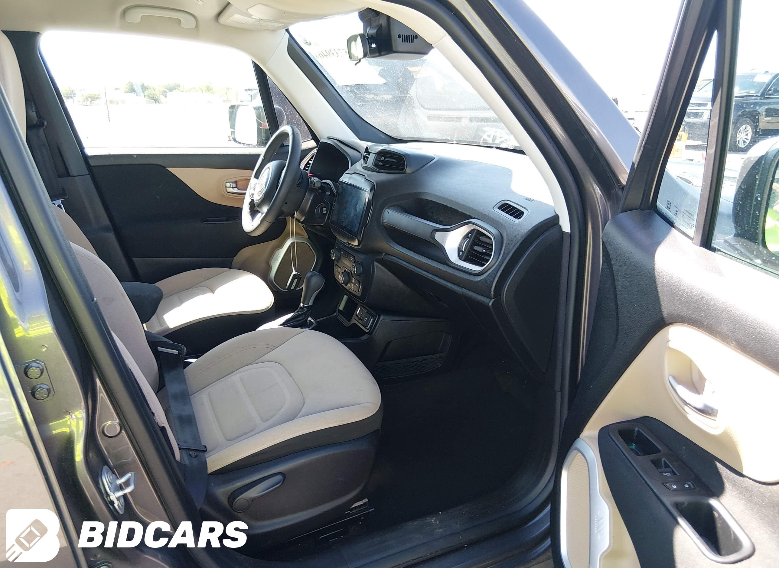 2019 Jeep Renegade, Latitude Fwd