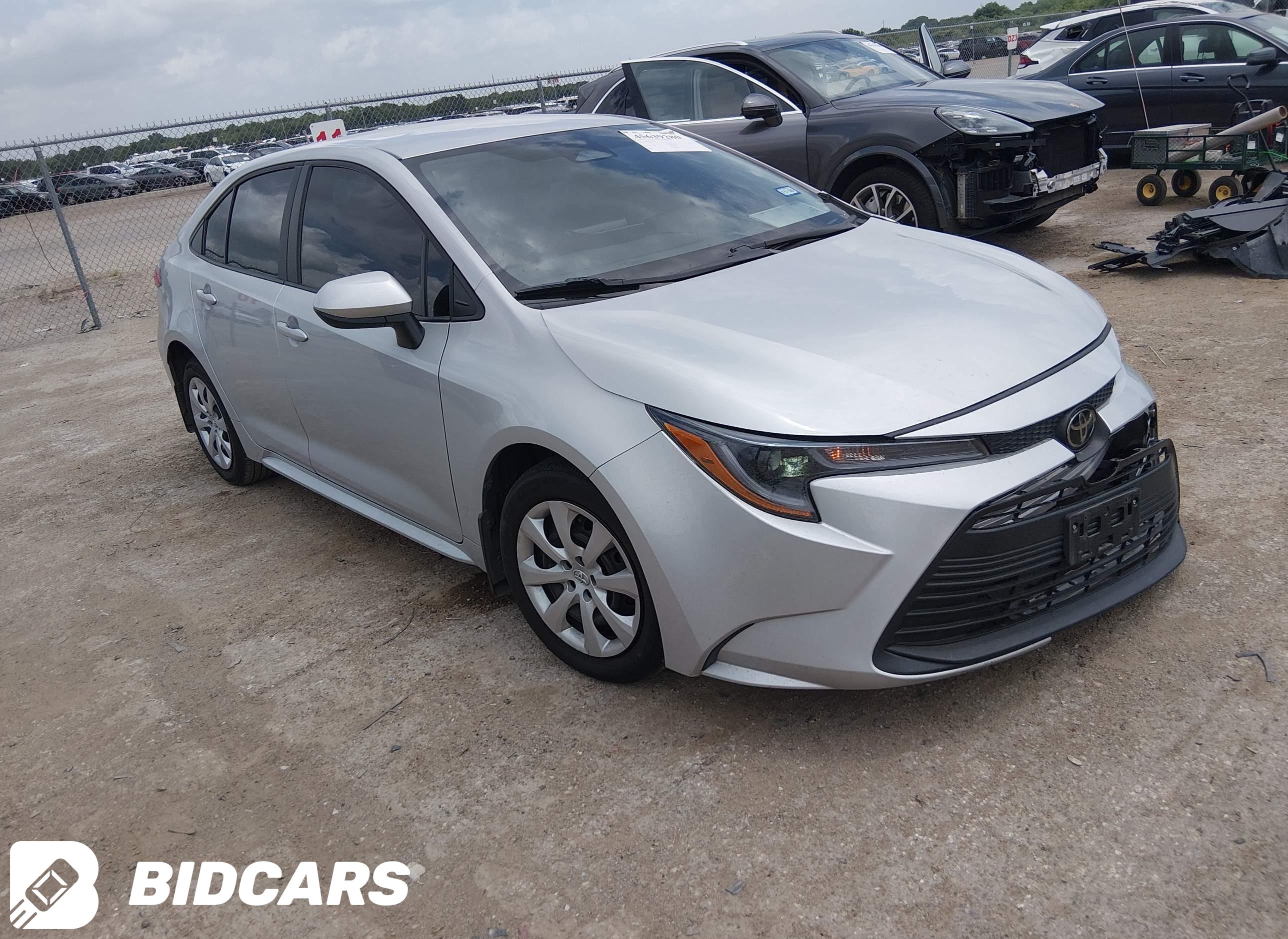2025 Toyota Corolla, LE