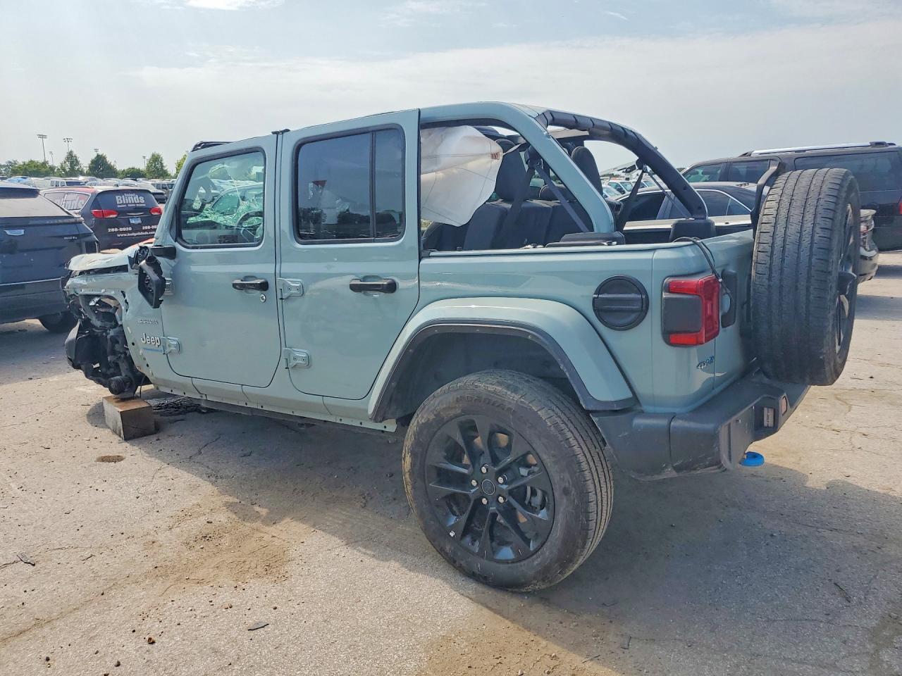 2024 Jeep Wrangler, Sahara 4Xe