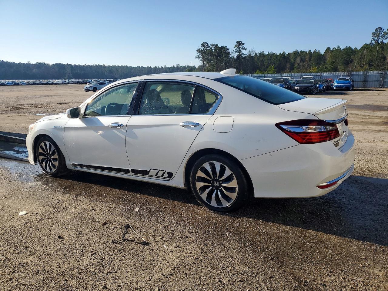 2017 Honda Accord, Hybrid