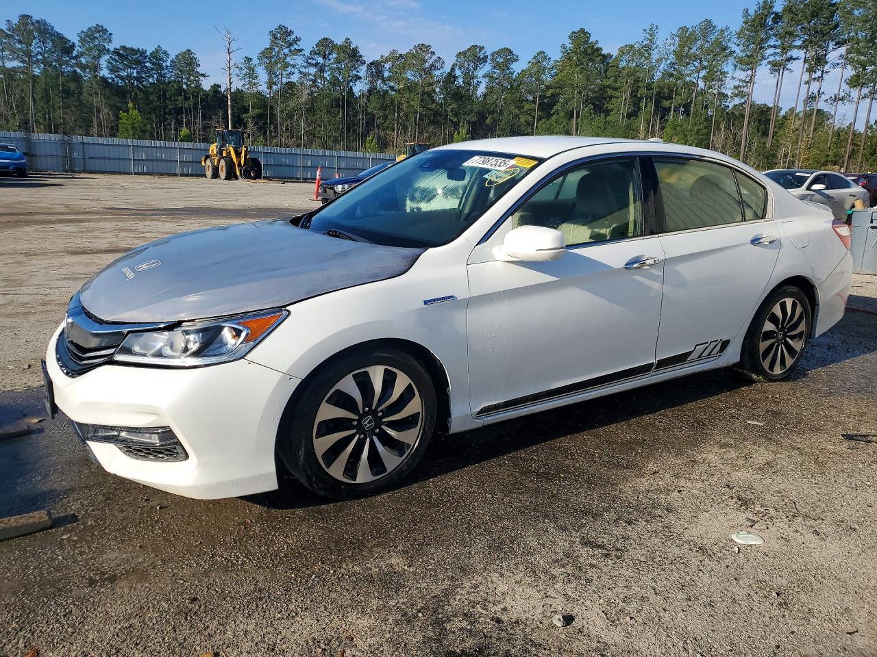 2017 Honda Accord, Hybrid