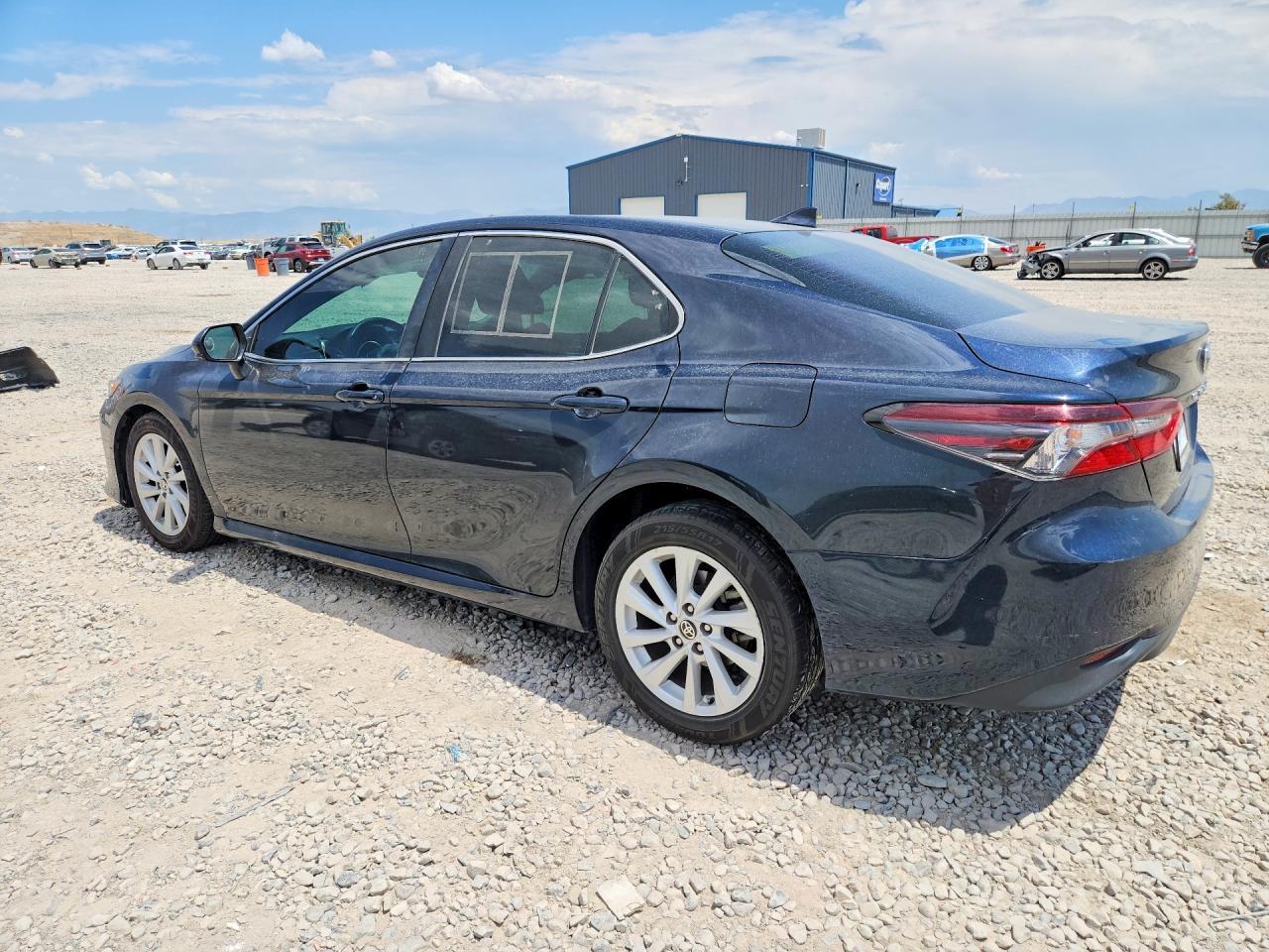 2021 Toyota Camry, LE