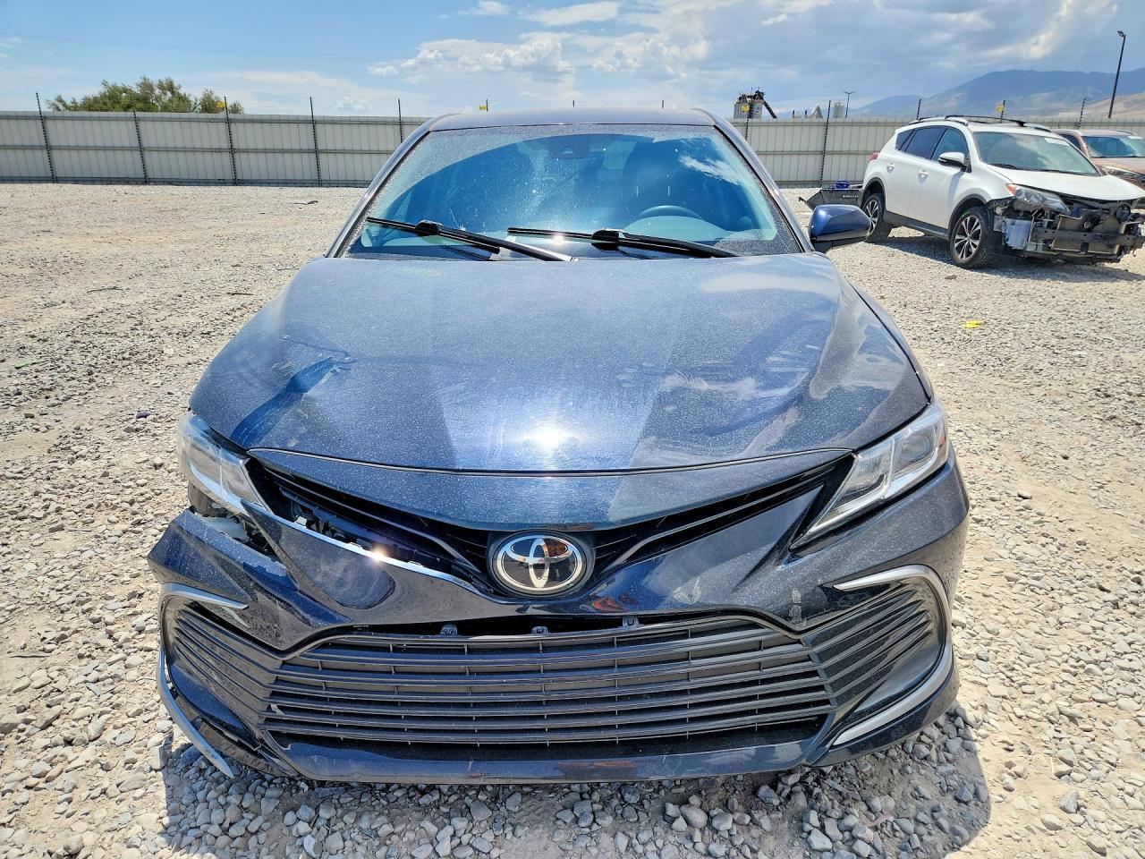2021 Toyota Camry, LE