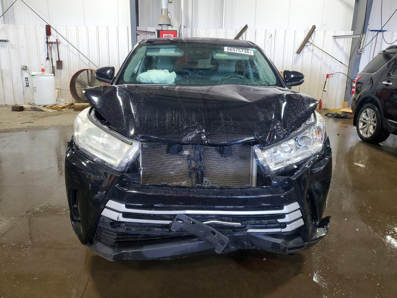 2018 Toyota Highlander, LE