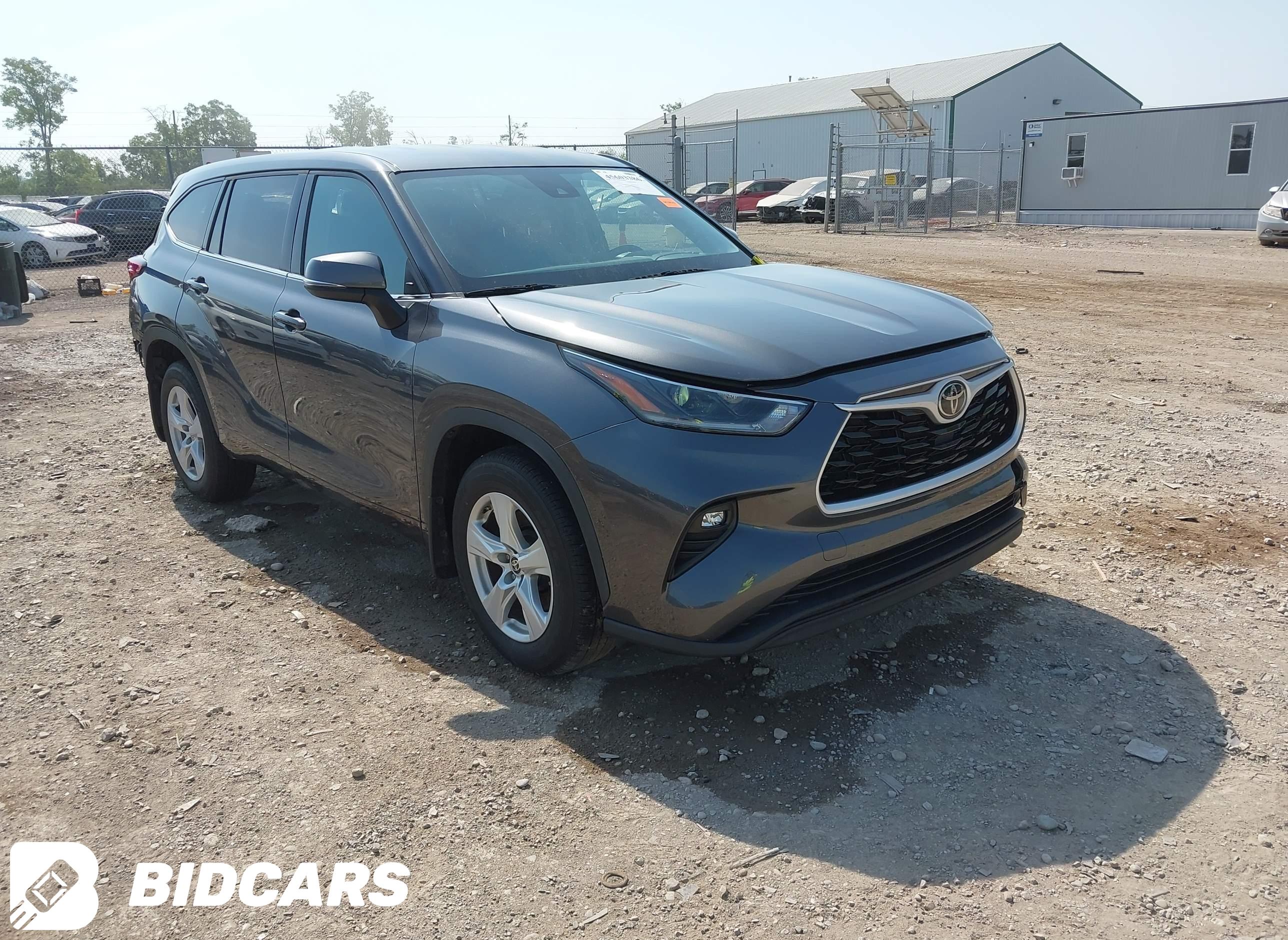 2021 Toyota Highlander, LE