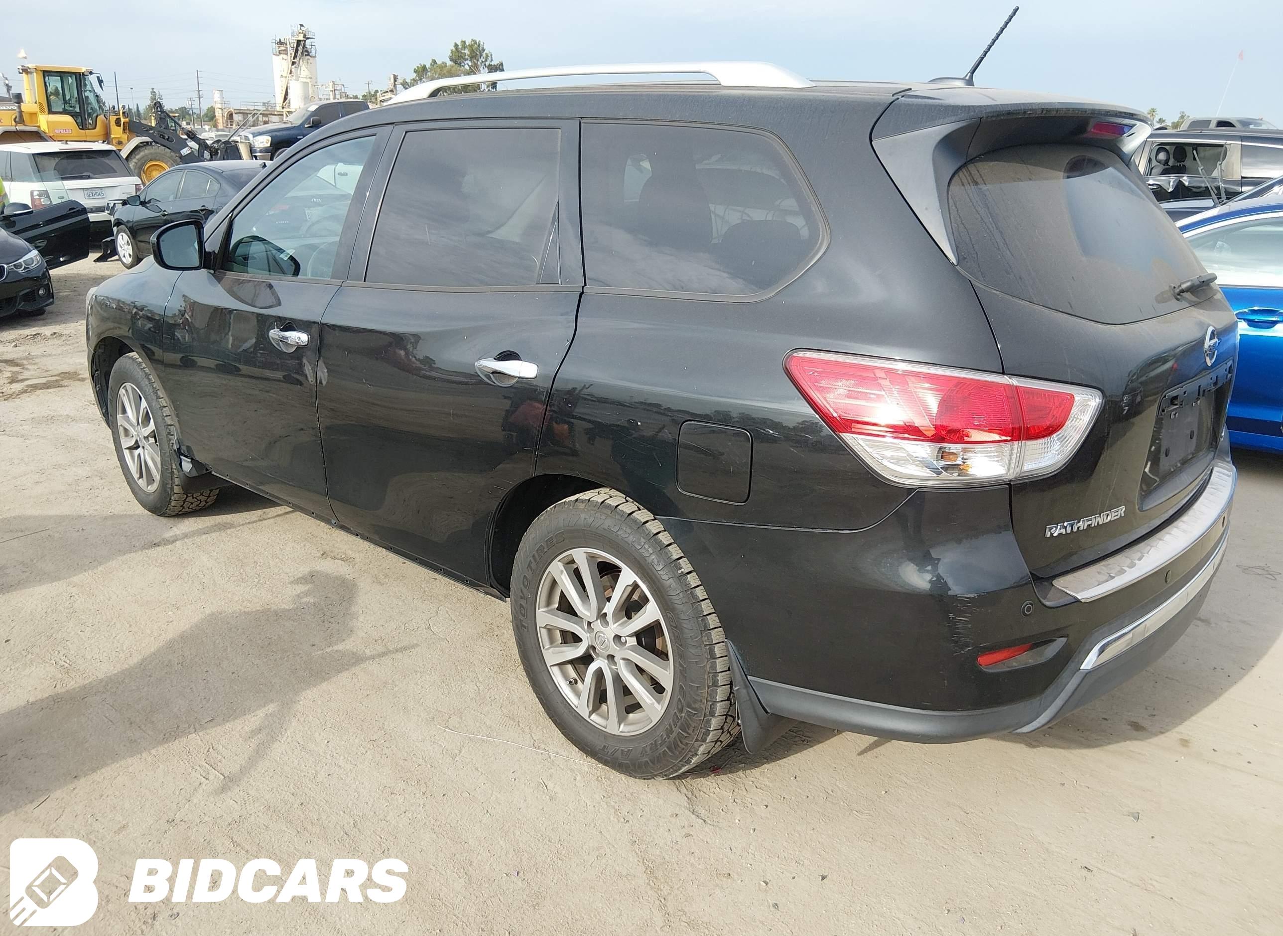 2015 Nissan Pathfinder, SV