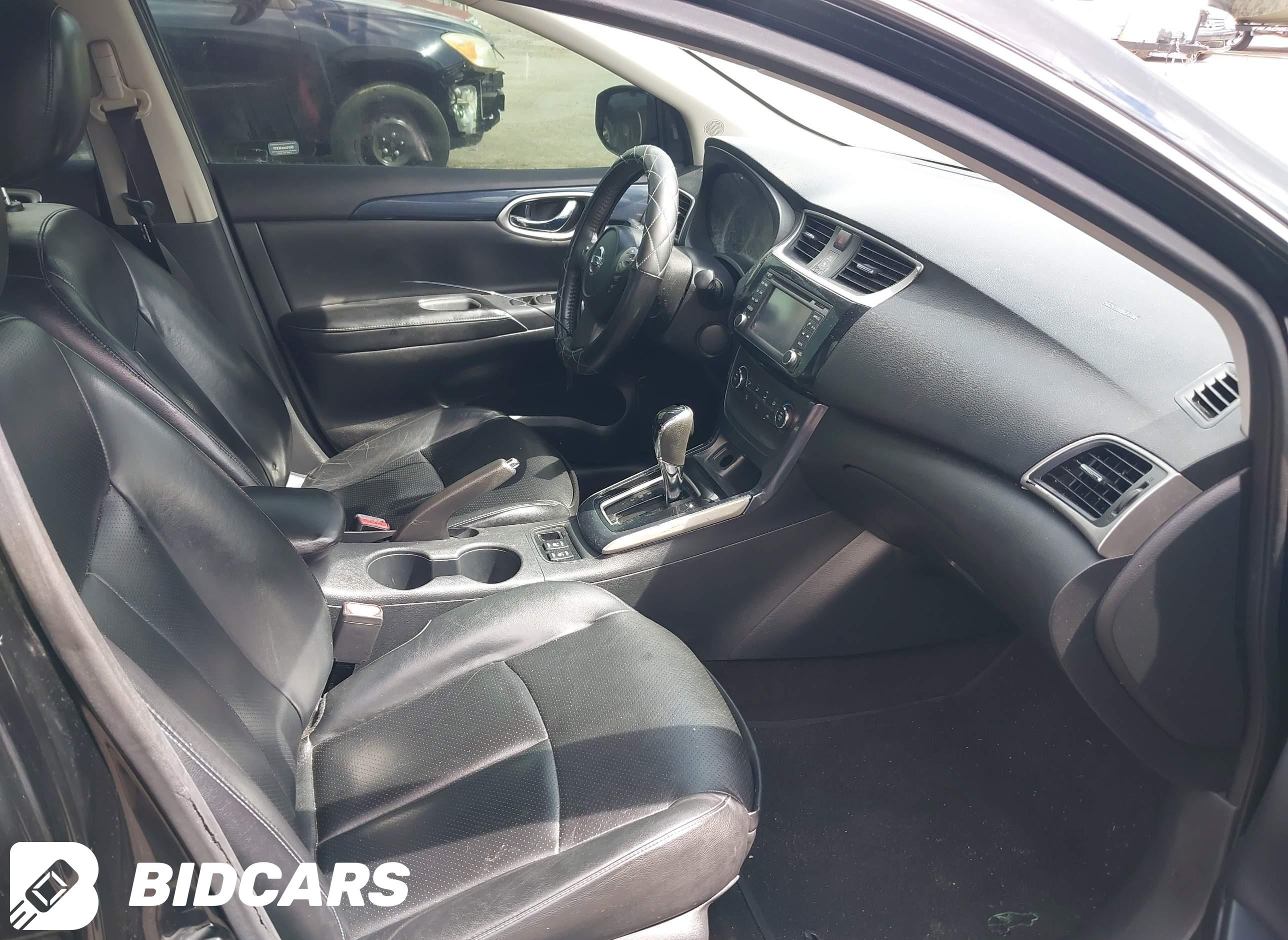 2017 Nissan Sentra, SR