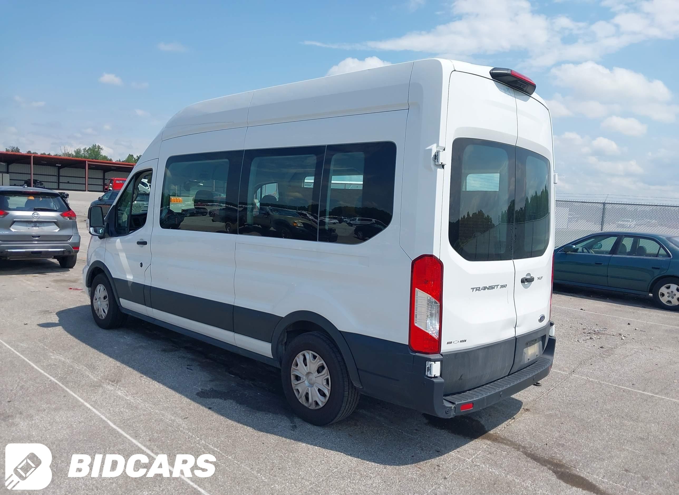2022 Ford Transit-350 Passeng...