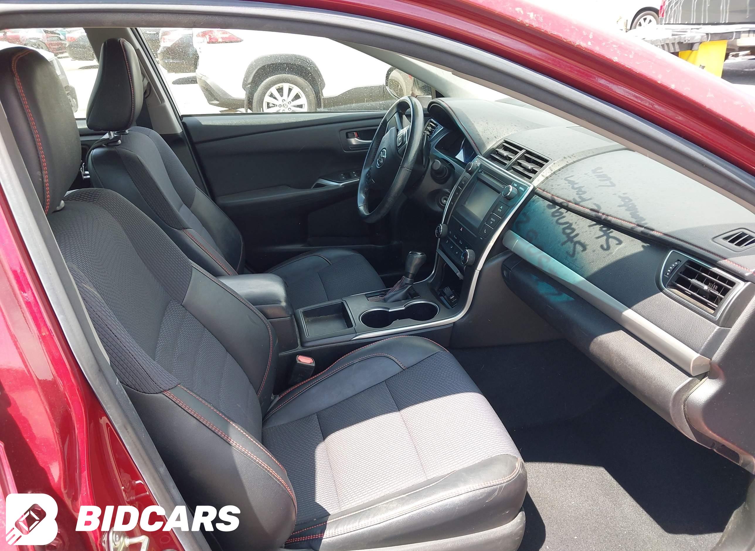 2017 Toyota Camry, SE