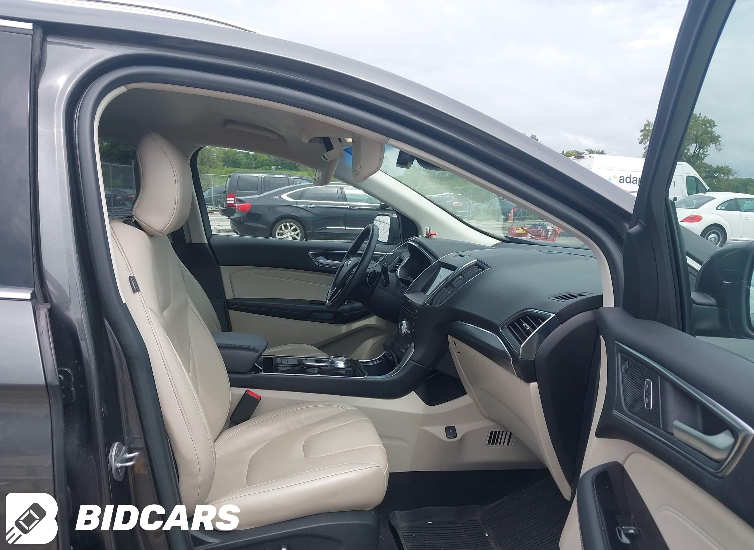 2019 Ford Edge, Titanium