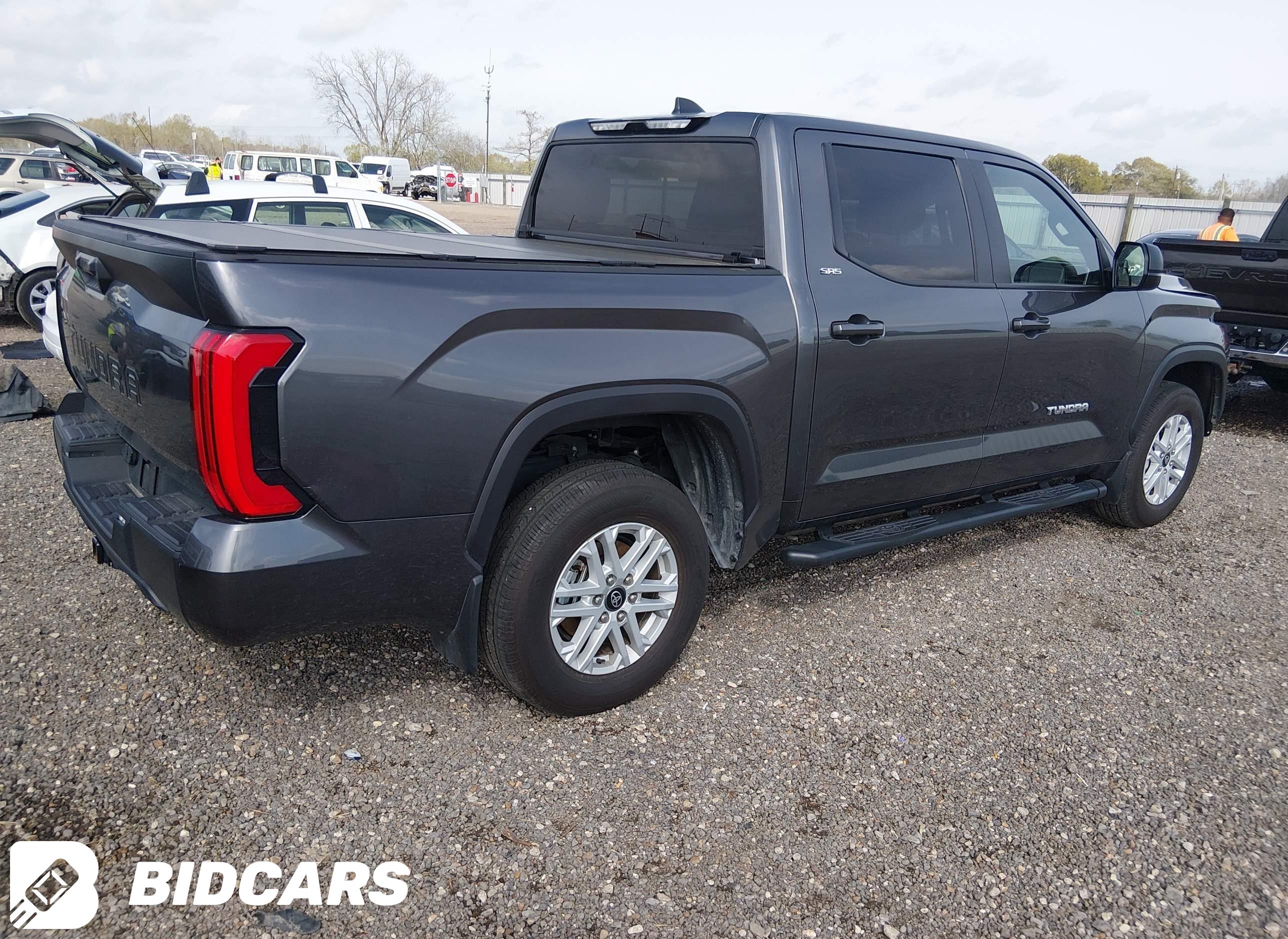 2025 Toyota Tundra, SR5