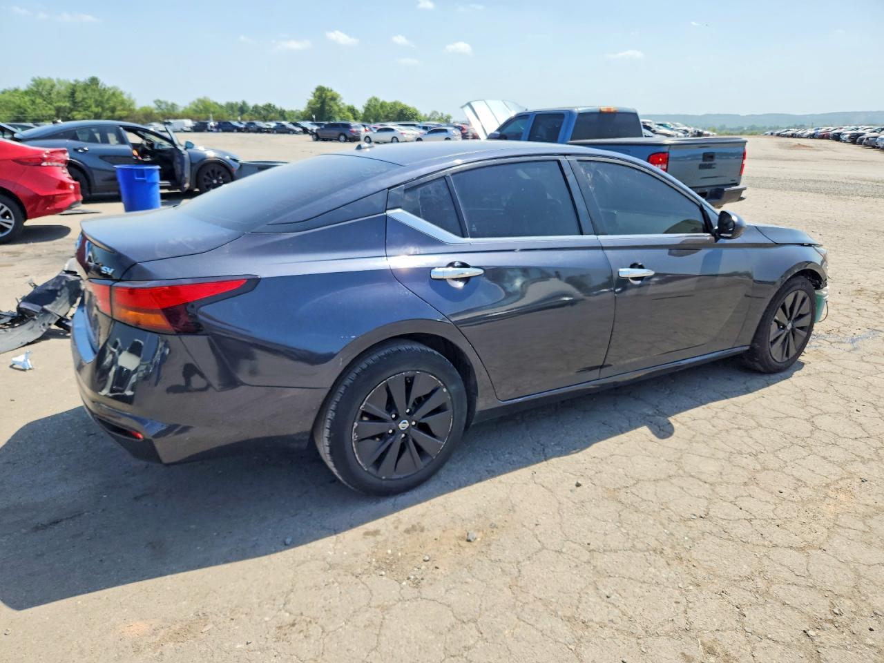 2021 Nissan Altima, SV