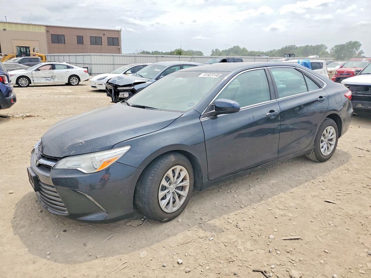 2015 Toyota Camry, LE