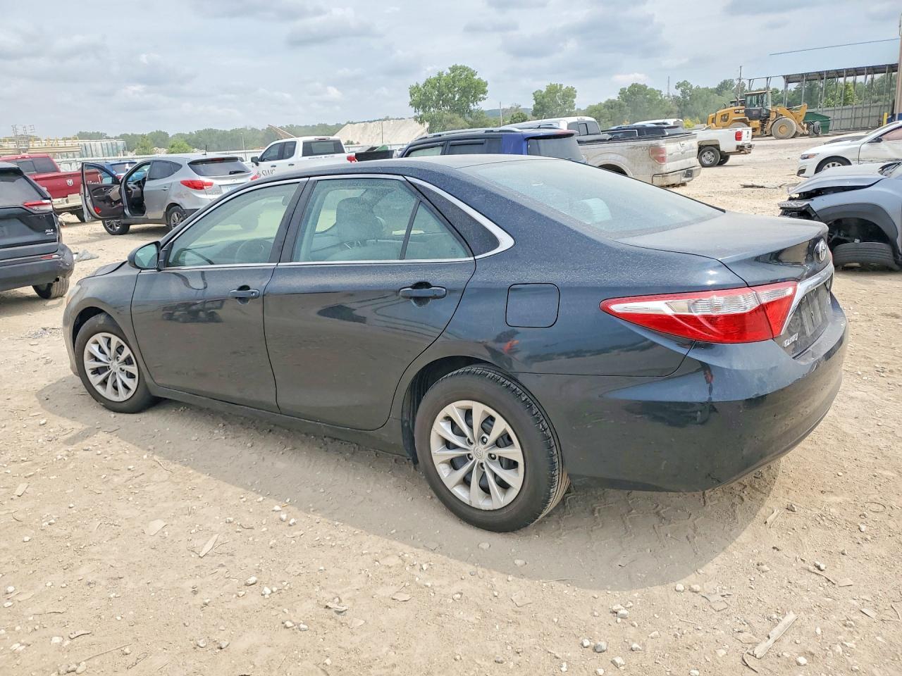 2015 Toyota Camry, LE