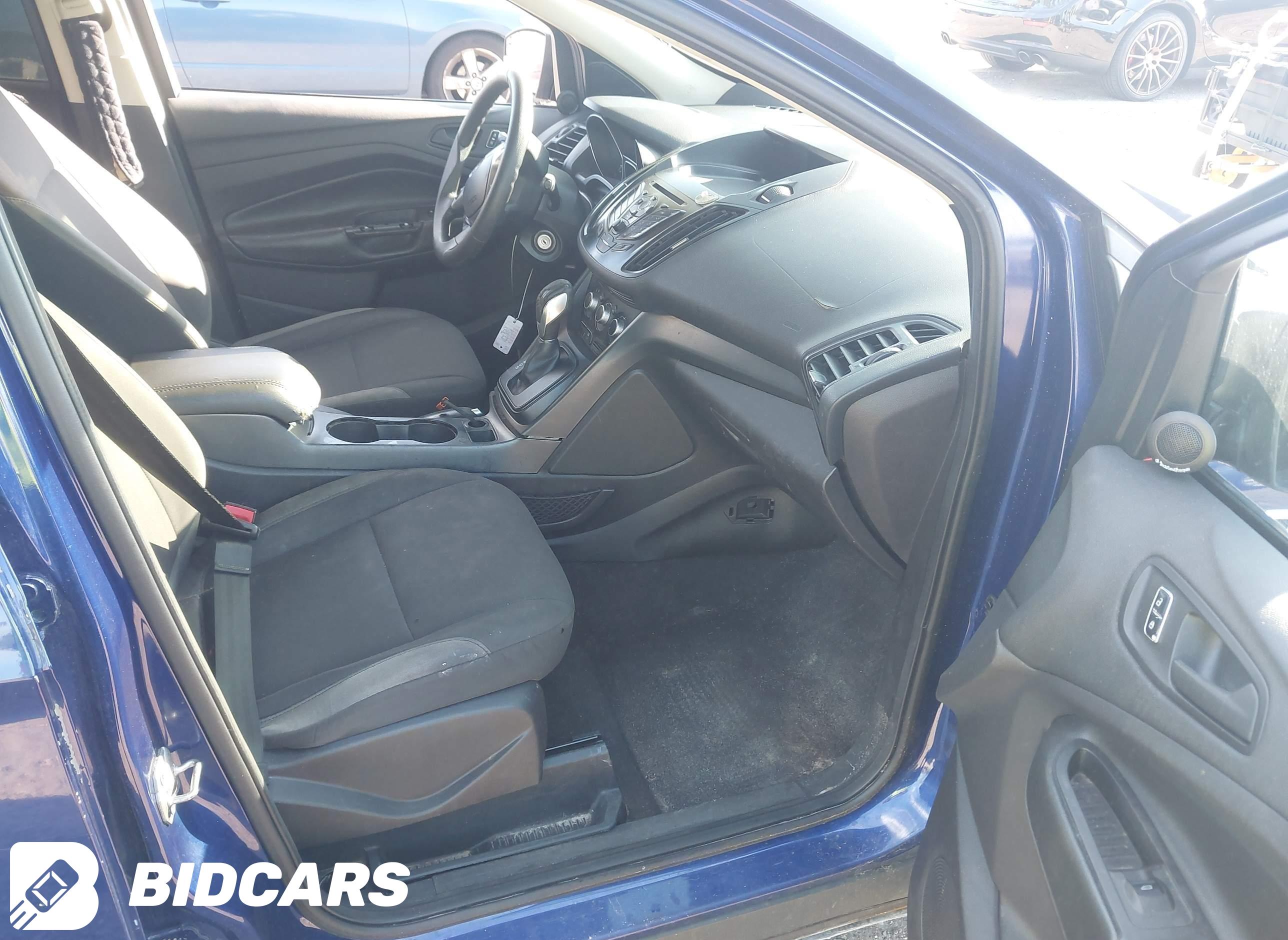 2016 Ford Escape, S