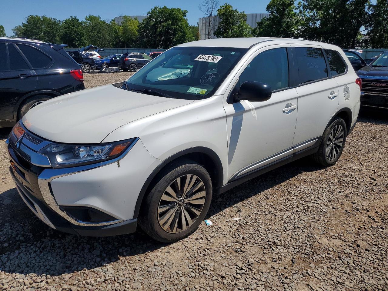 2020 Mitsubishi Outlander, SE