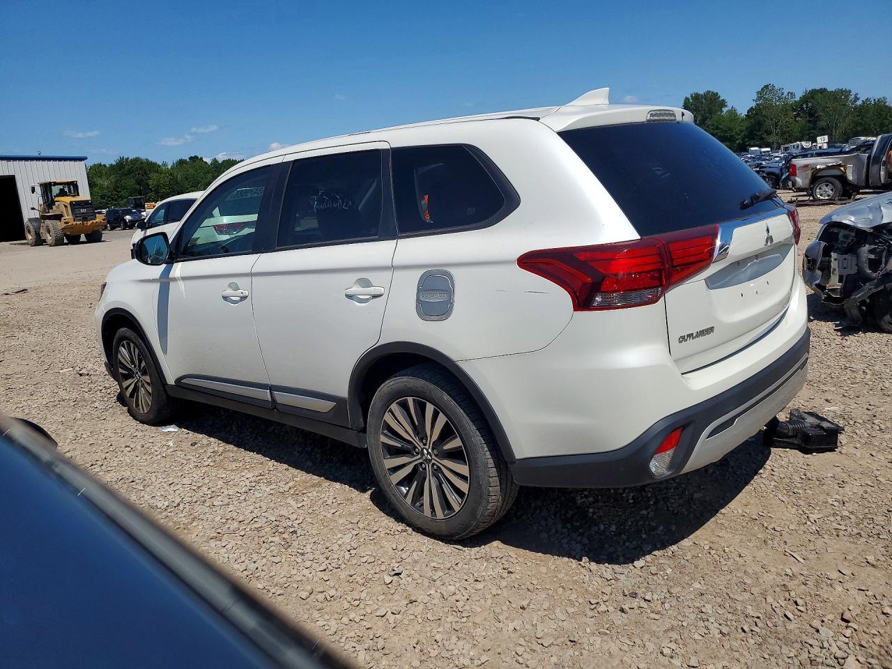 2020 Mitsubishi Outlander, SE