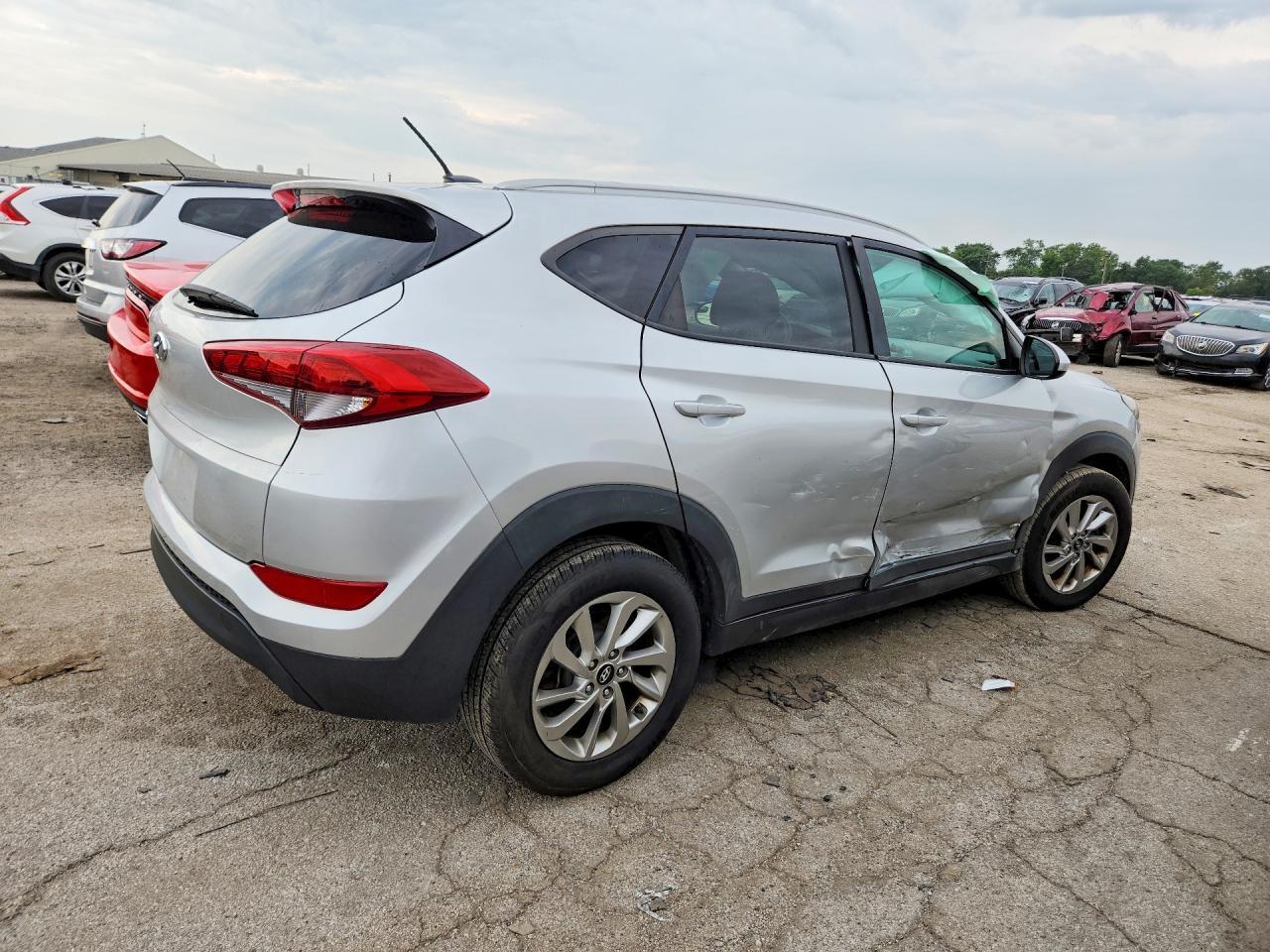 2016 Hyundai Tucson, SE