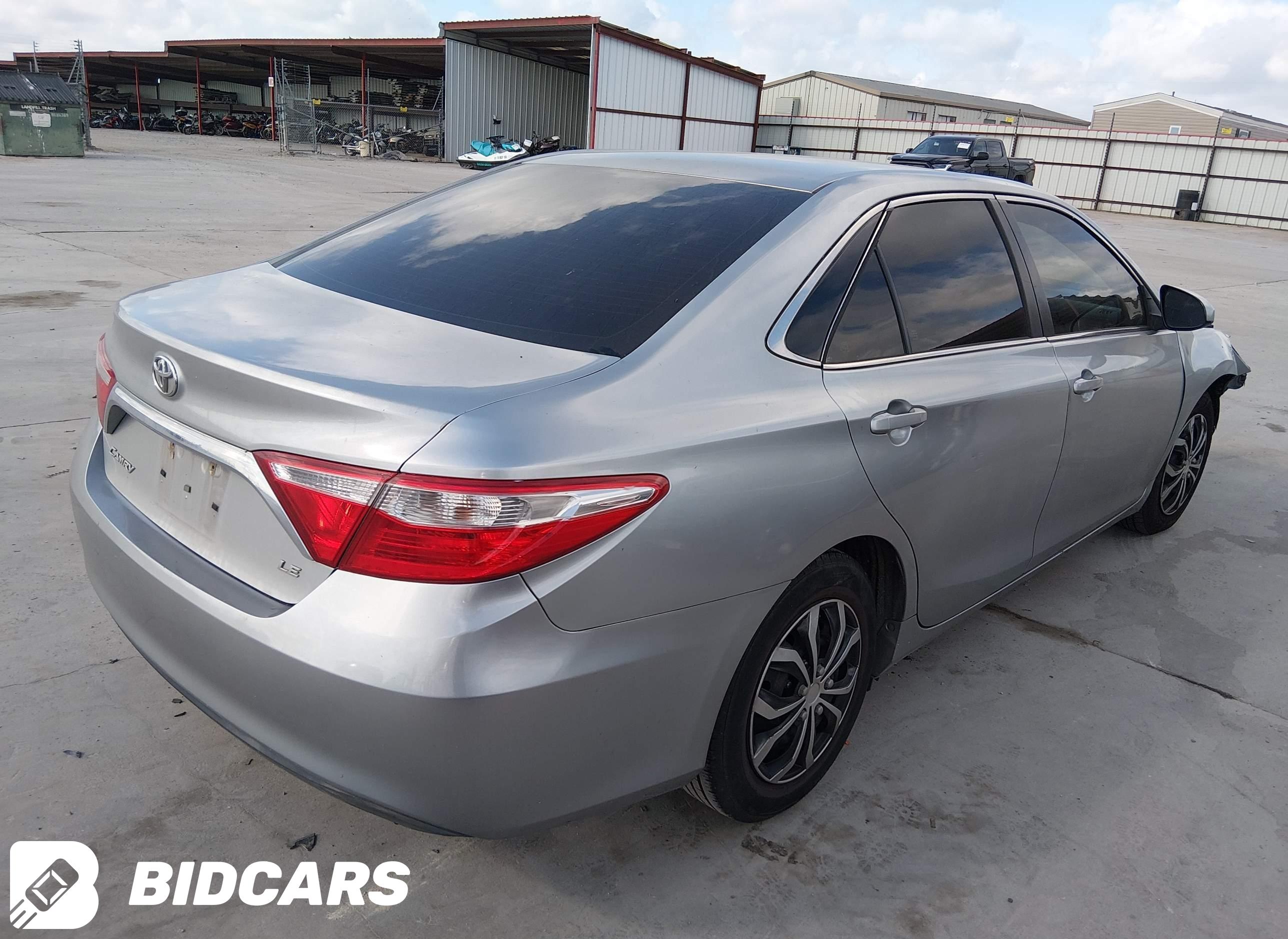 2017 Toyota Camry, LE