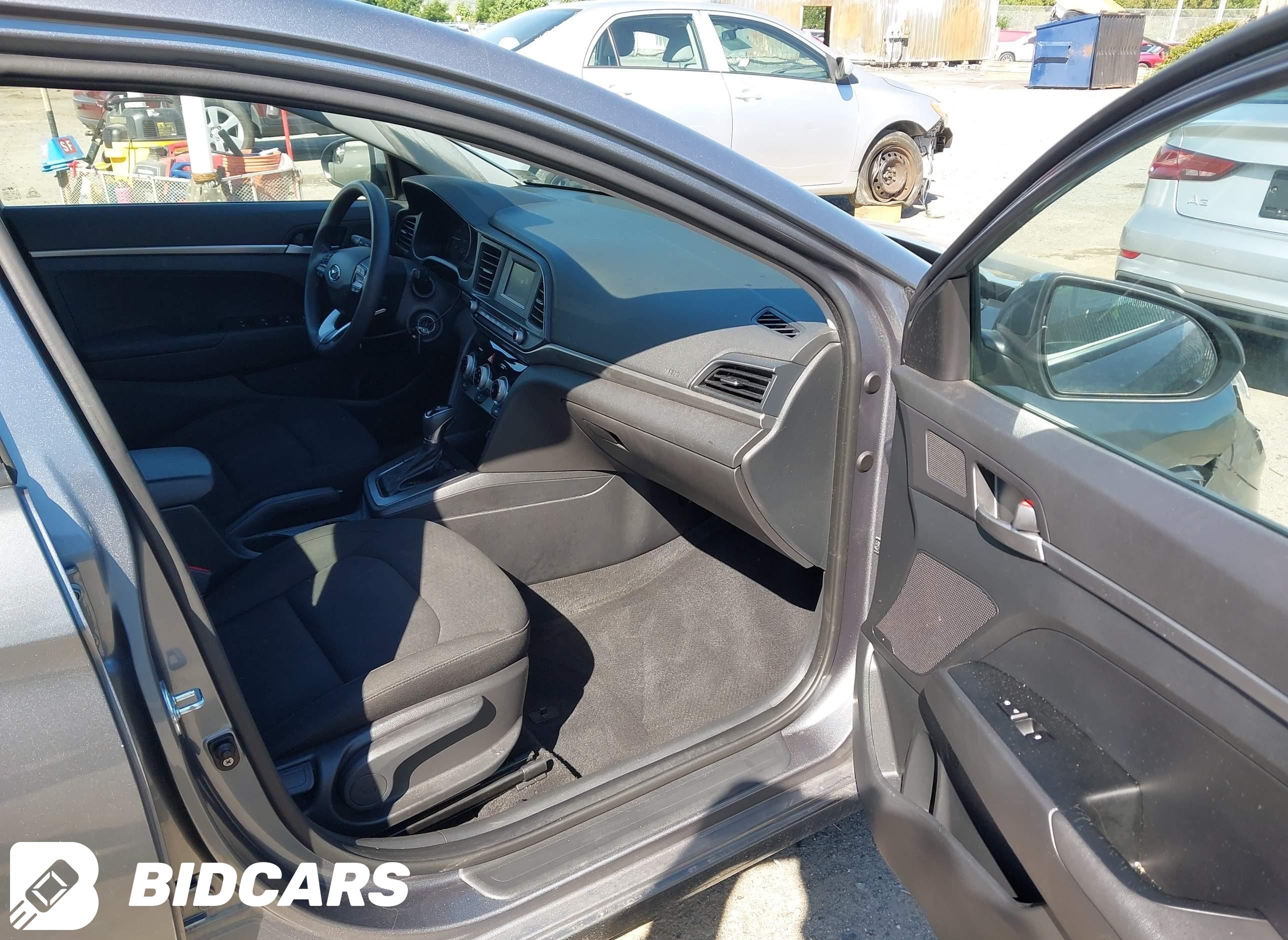 2019 Hyundai Elantra, SE