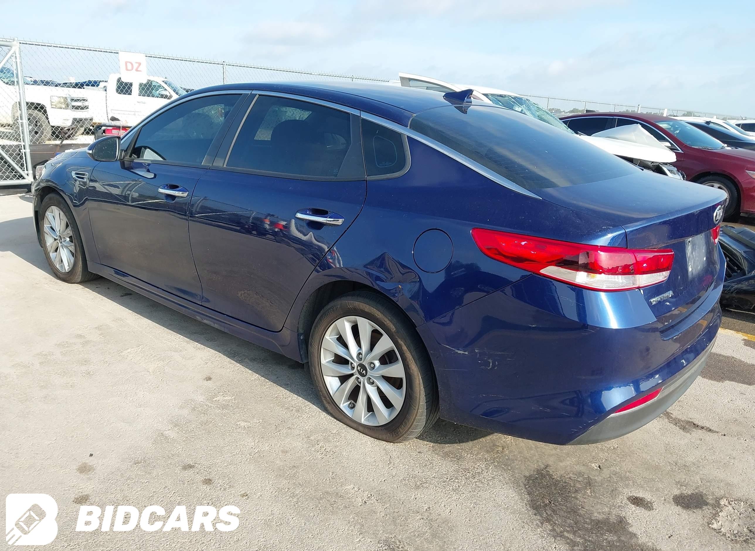 2017 KIA Optima, LX