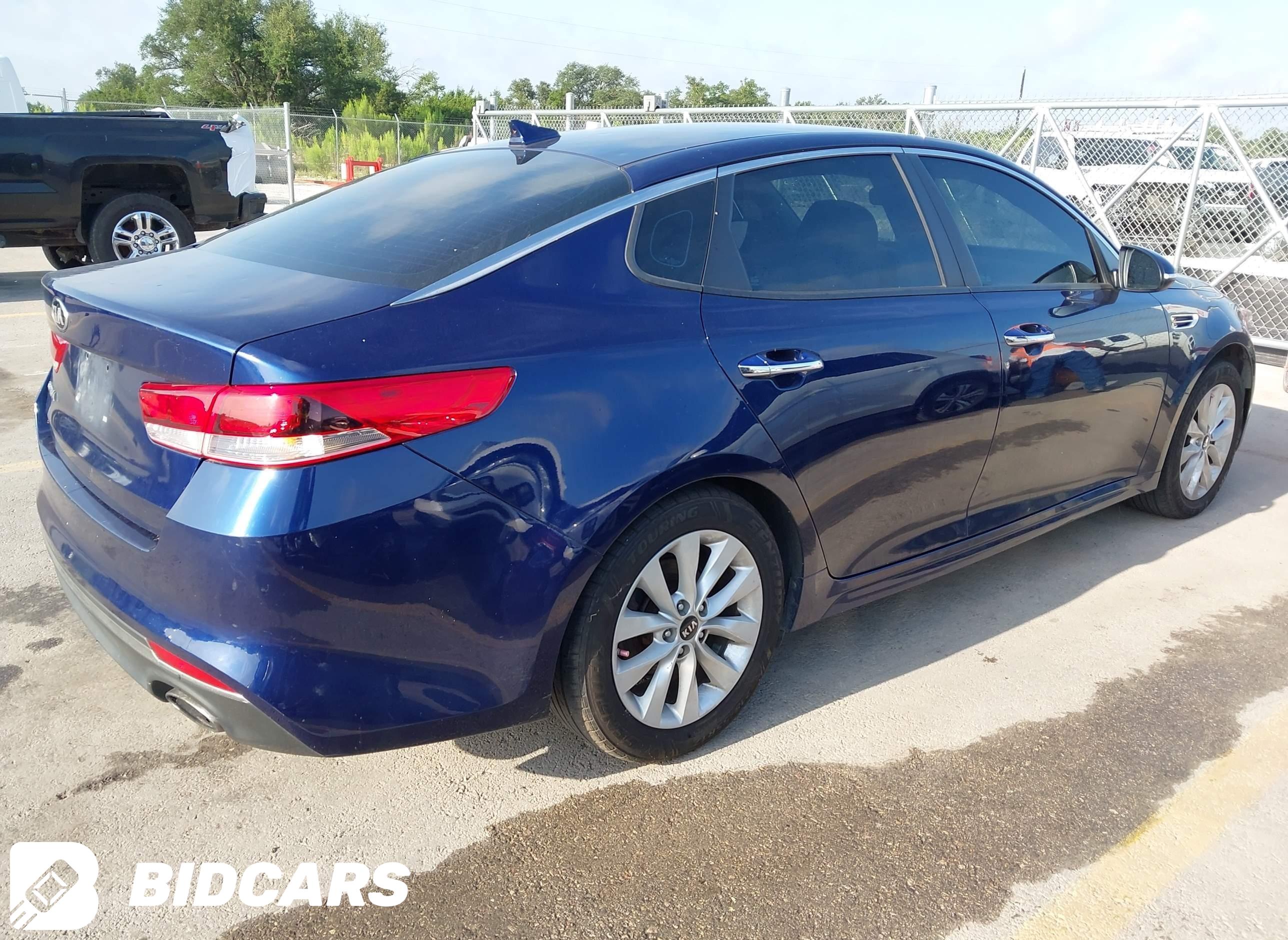 2017 KIA Optima, LX