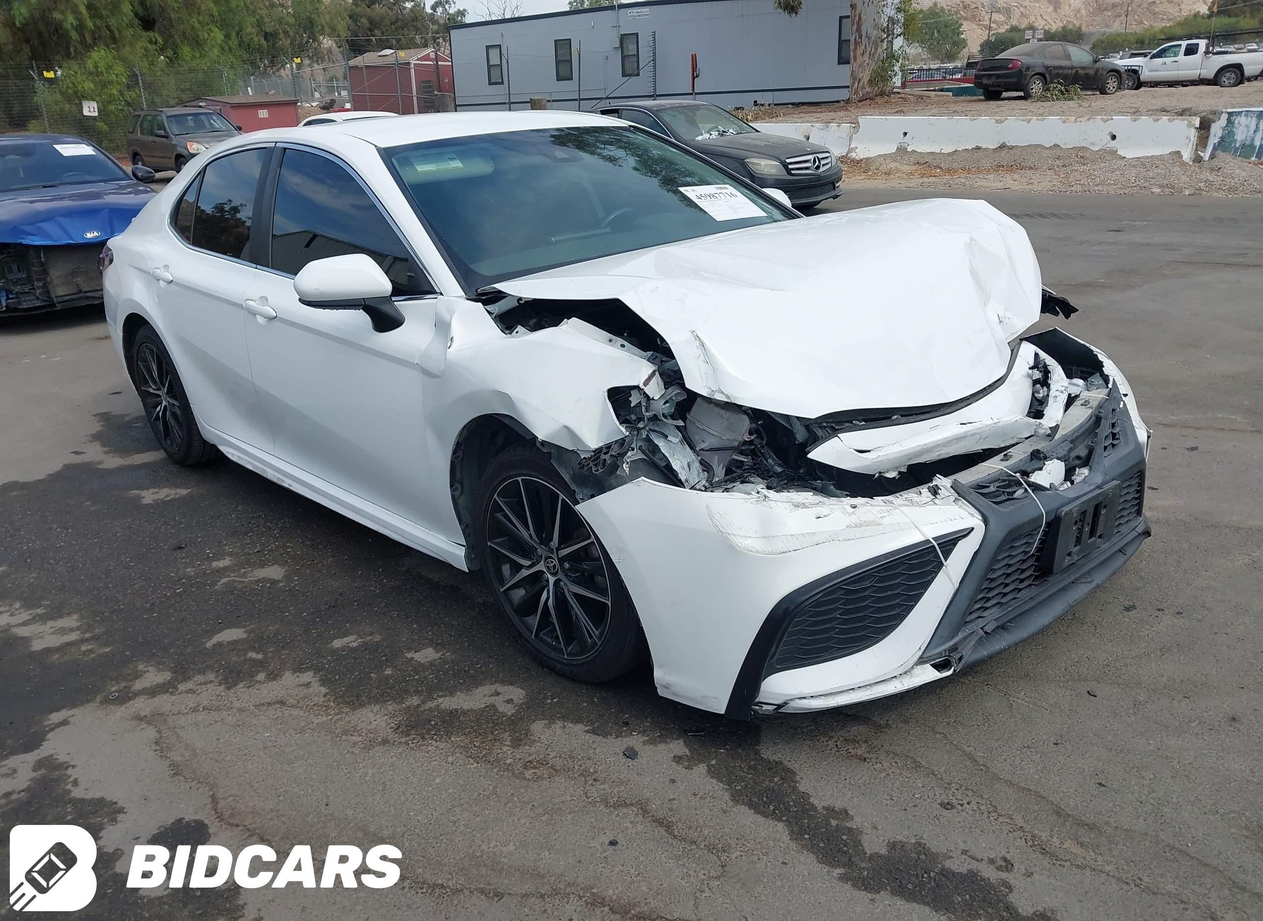 2021 Toyota Camry, SE