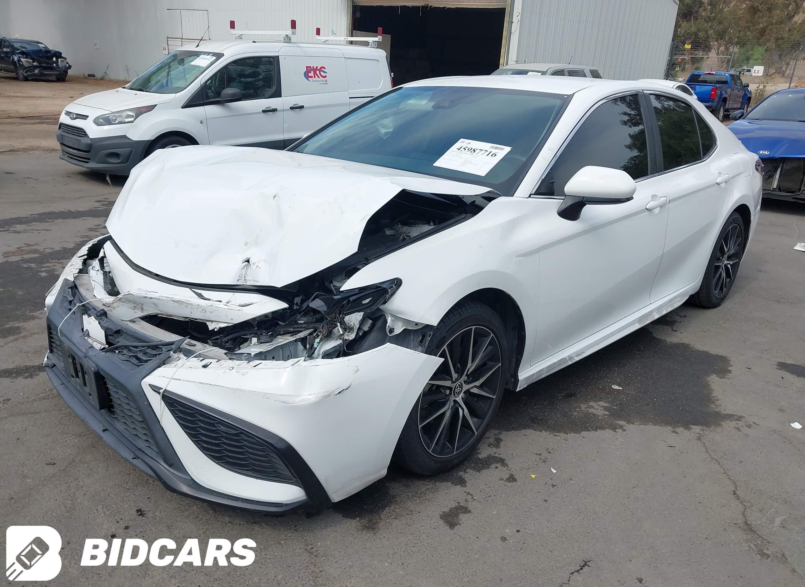 2021 Toyota Camry, SE