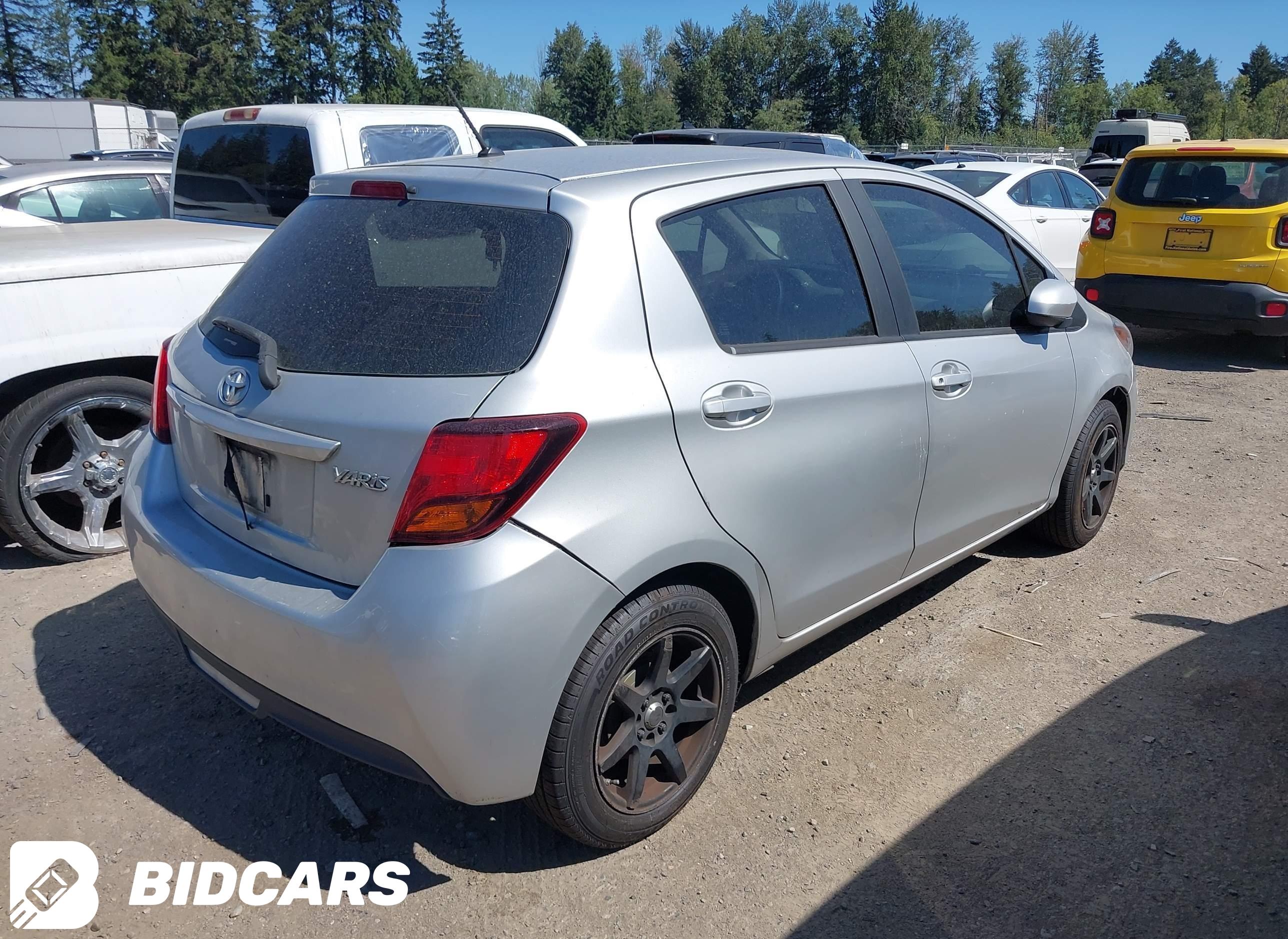 2015 Toyota Yaris, L