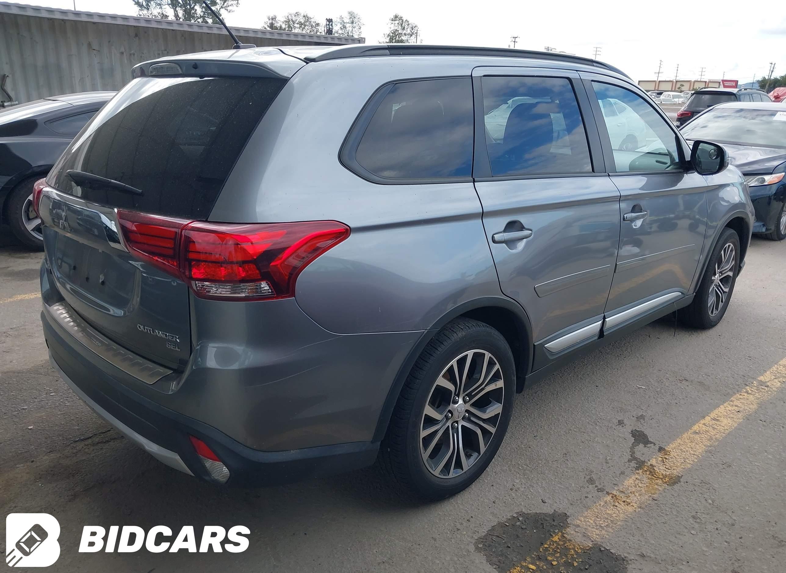 2016 Mitsubishi Outlander, Sel