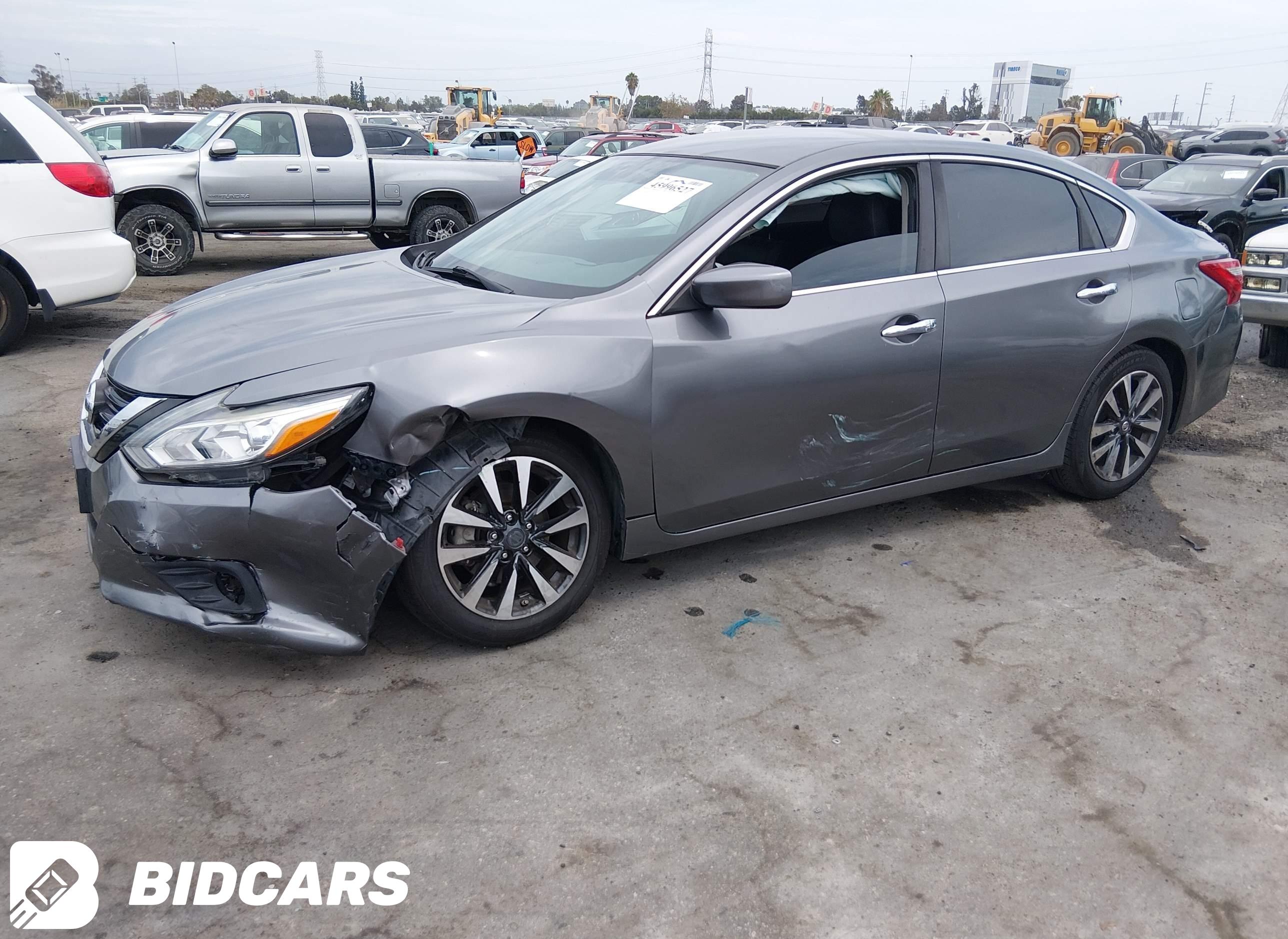 2017 Nissan Altima, 2.5 SV