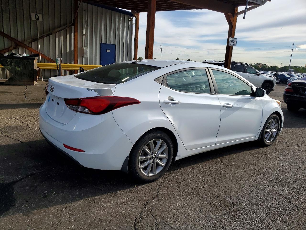 2016 Hyundai Elantra, SE
