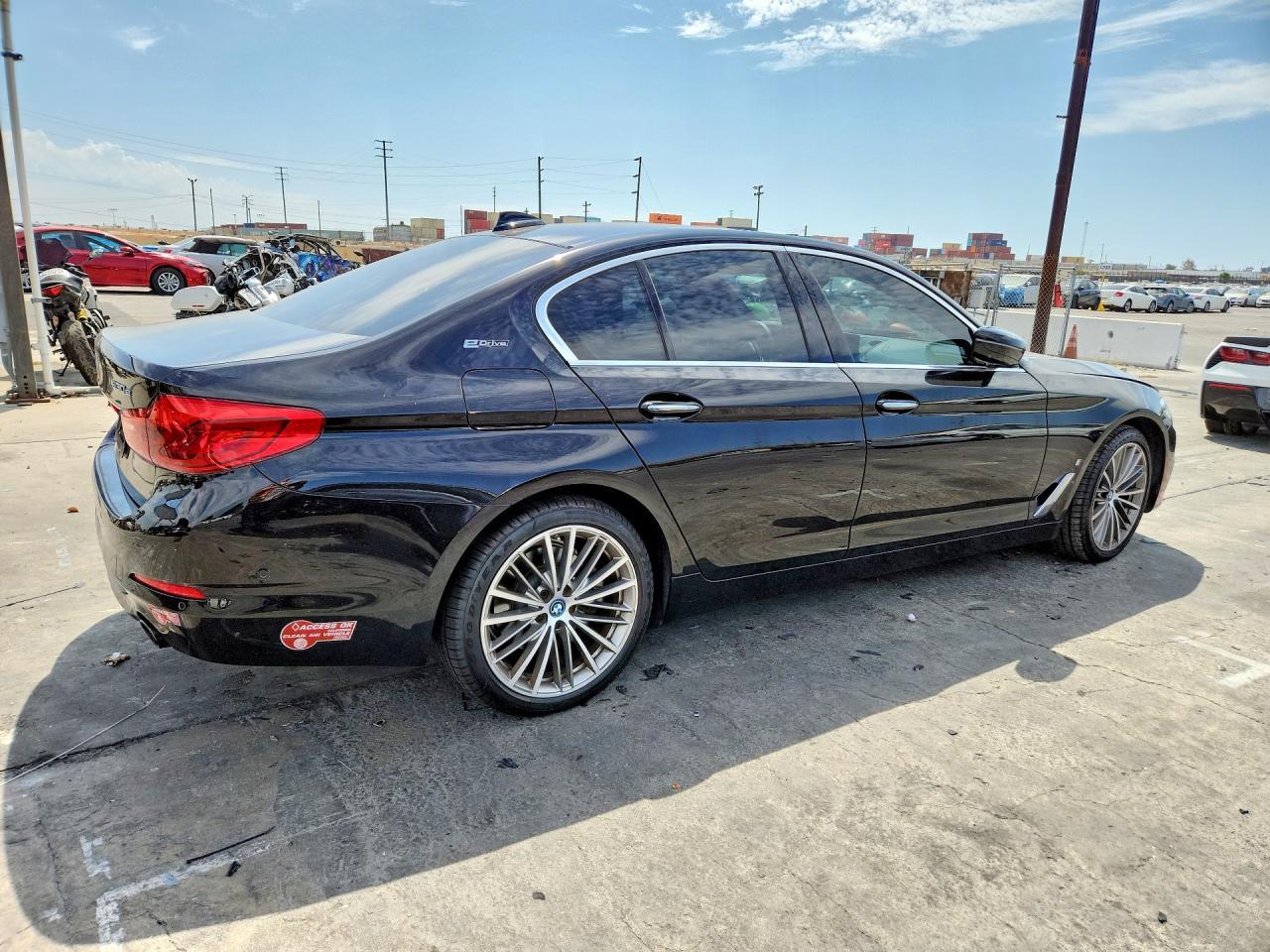 2018 BMW 5 Series, 530E