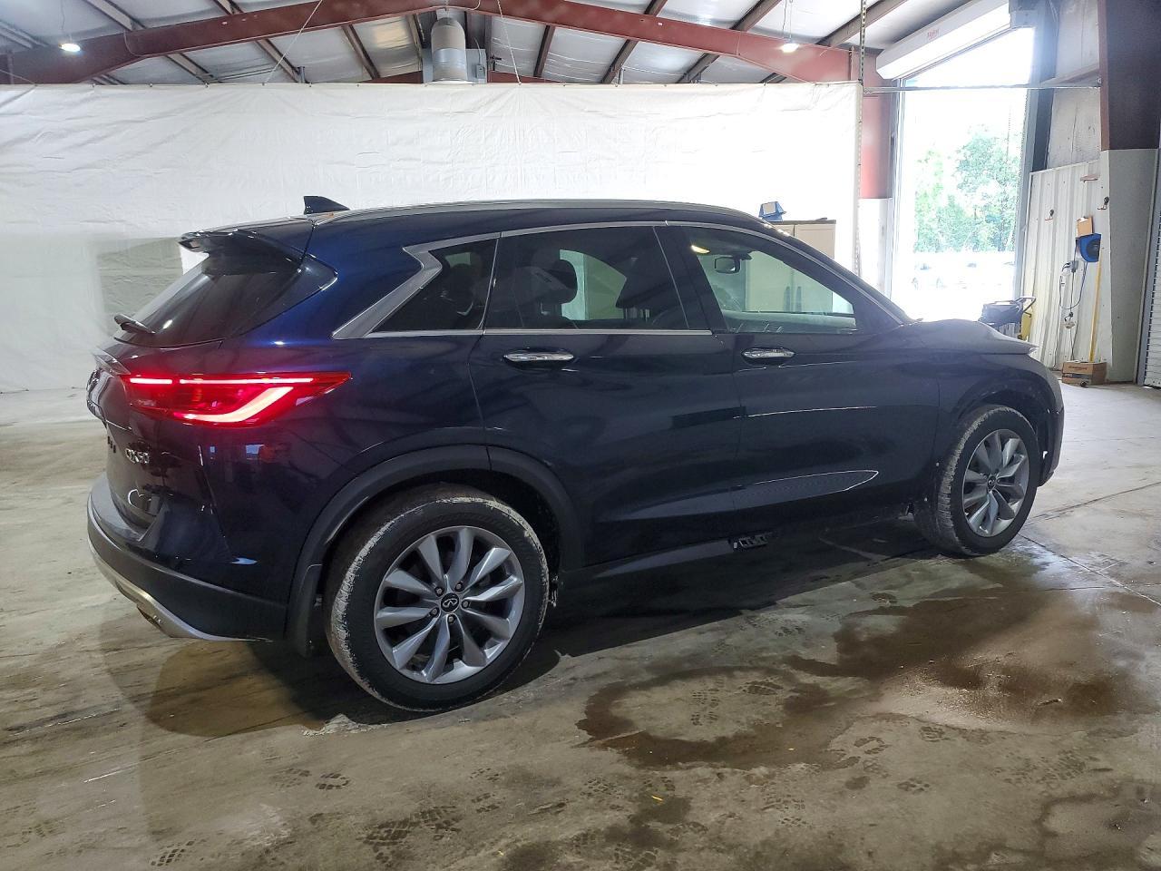 2021 Infiniti QX50, Luxe