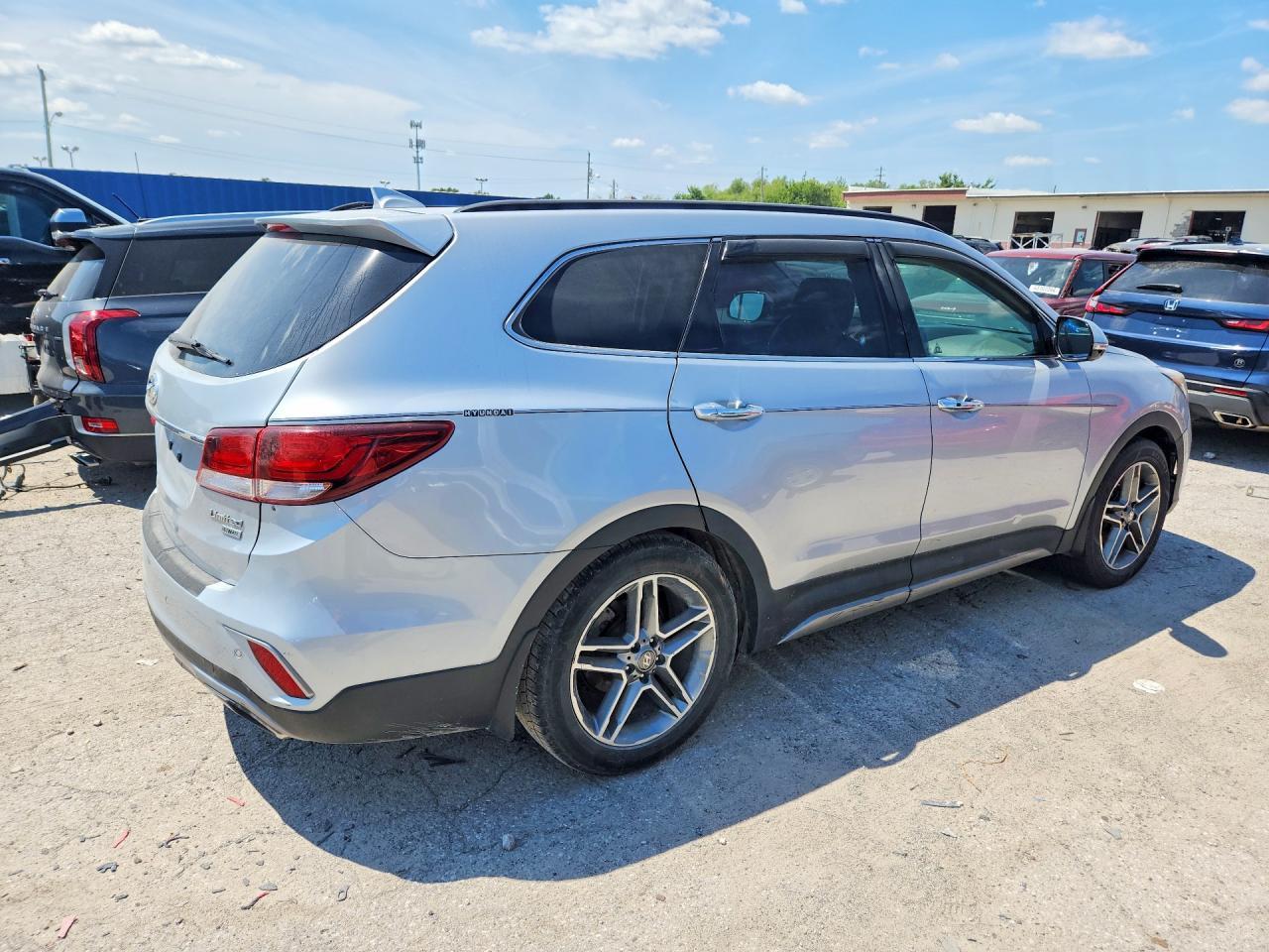 2017 Hyundai Santa Fe, Limite...