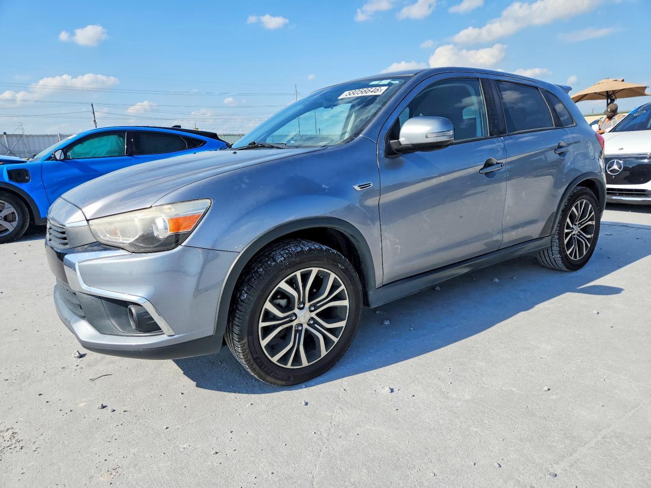 2017 Mitsubishi Outlander, ES