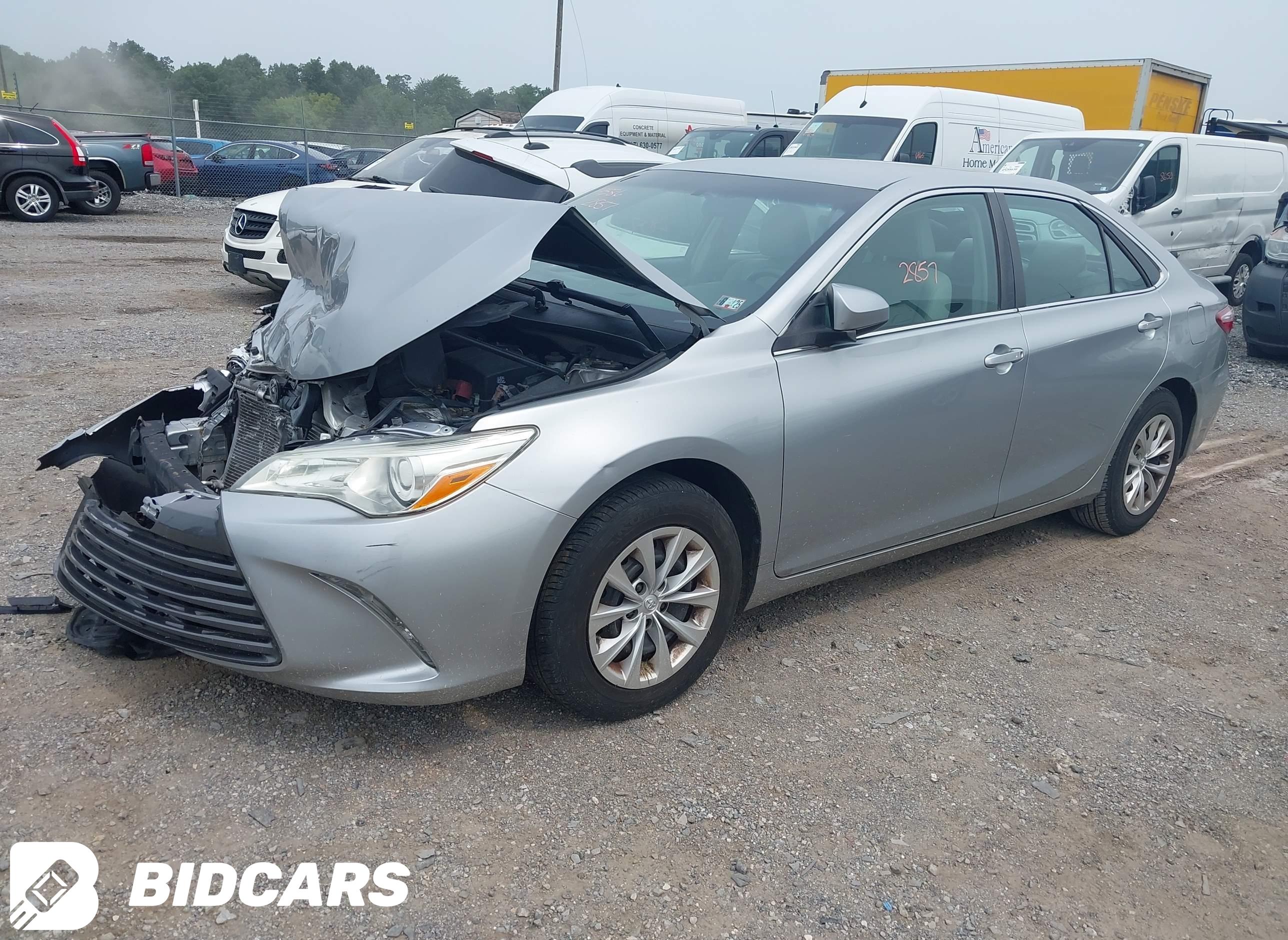 2015 Toyota Camry, LE