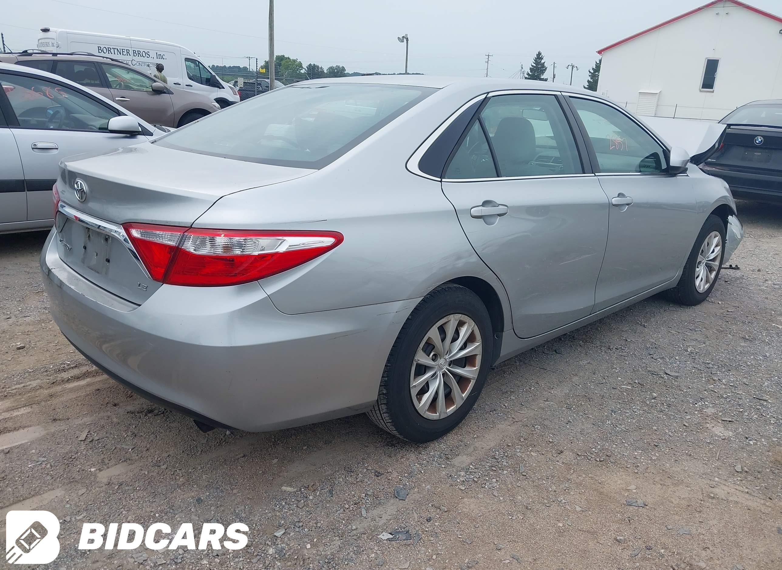 2015 Toyota Camry, LE
