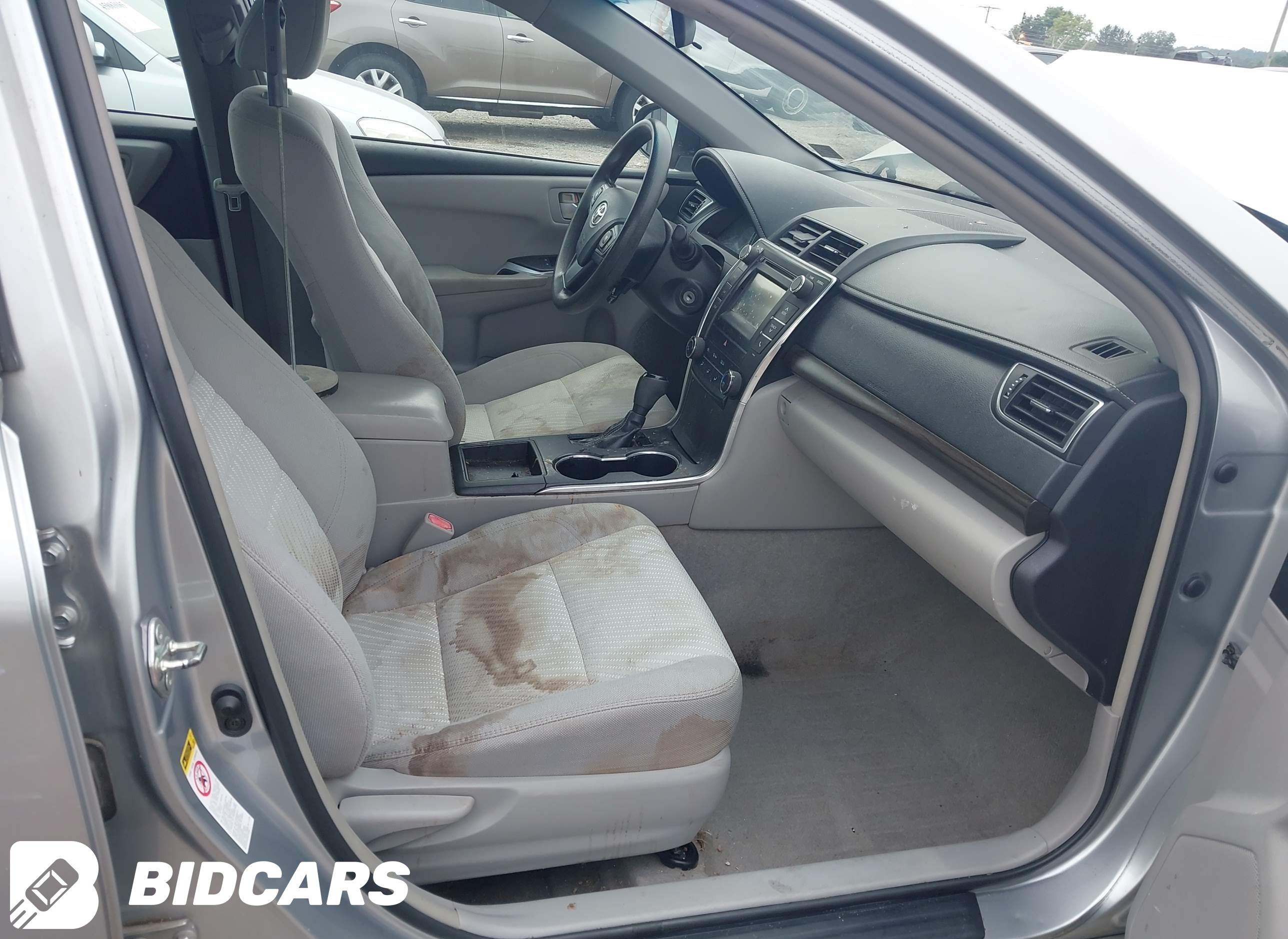 2015 Toyota Camry, LE