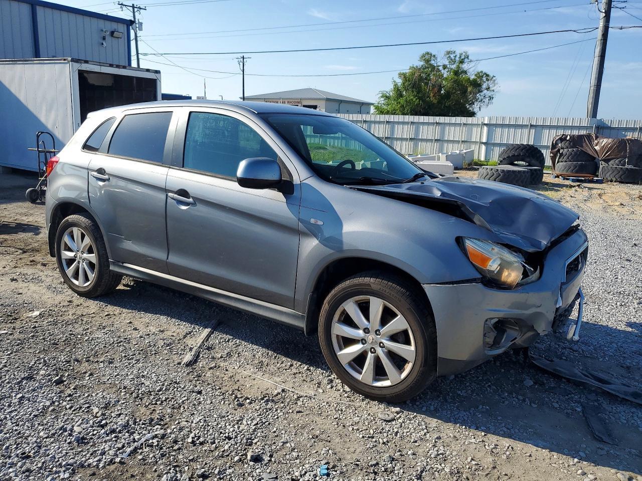 2015 Mitsubishi Outlander, ES
