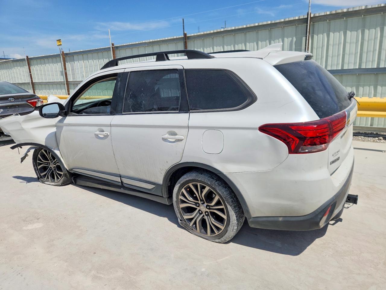 2018 Mitsubishi Outlander, SE