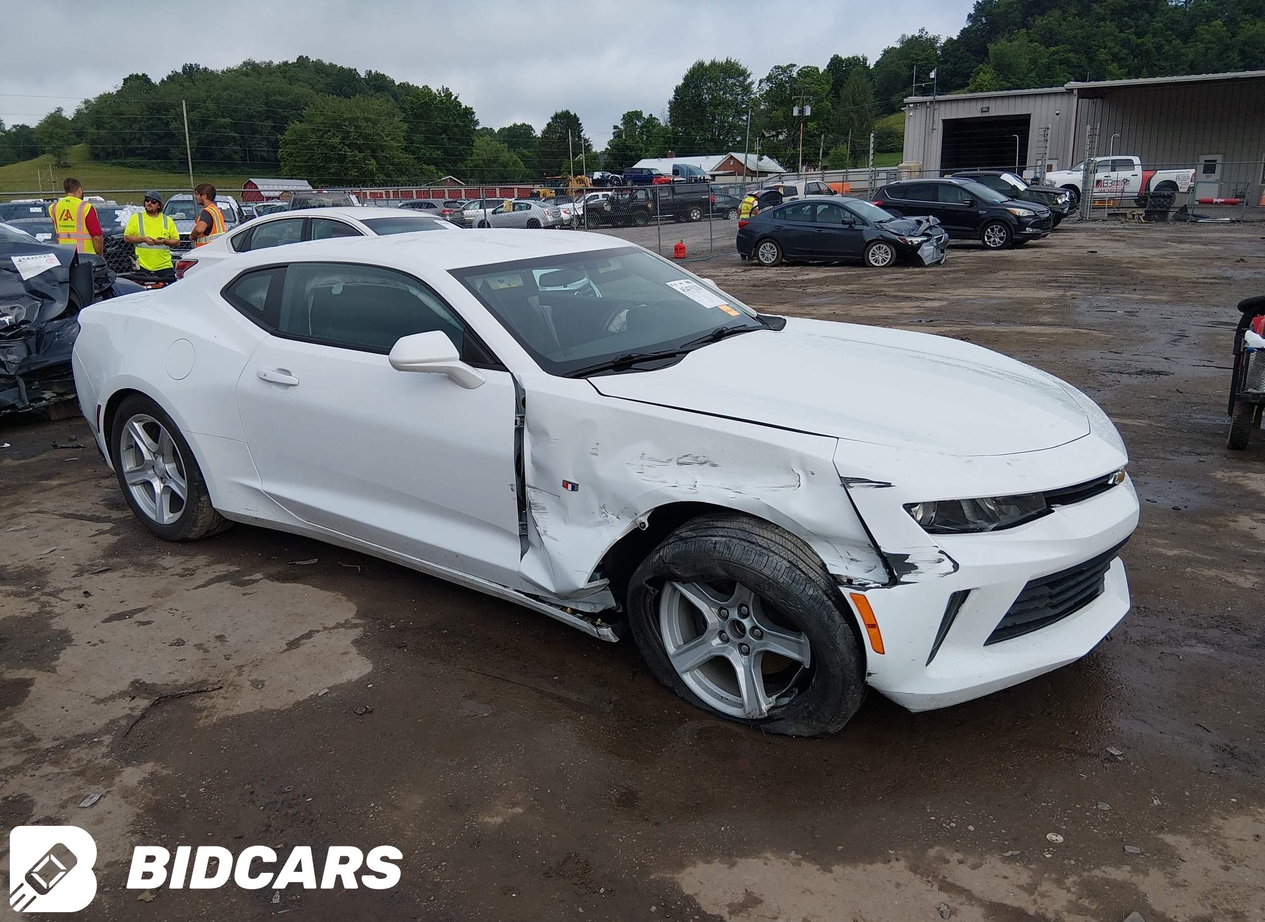 2017 Chevrolet Camaro, 1LS