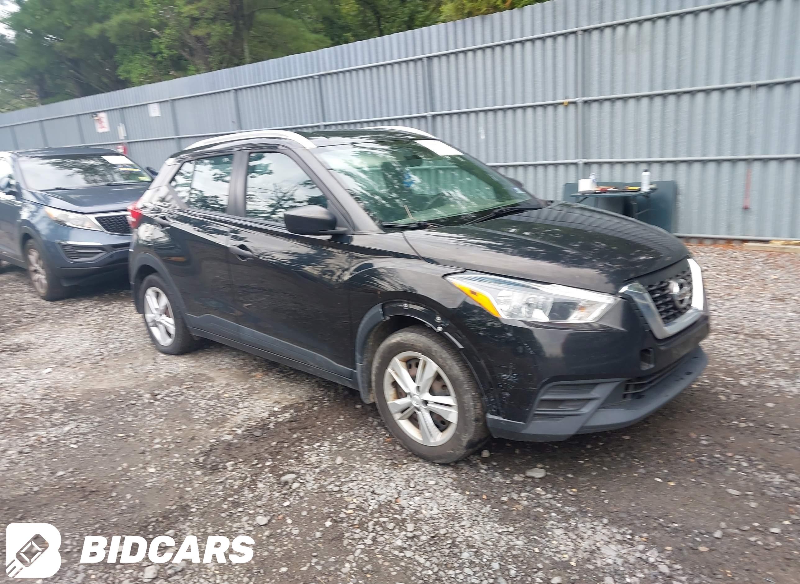 2019 Nissan Kicks, S